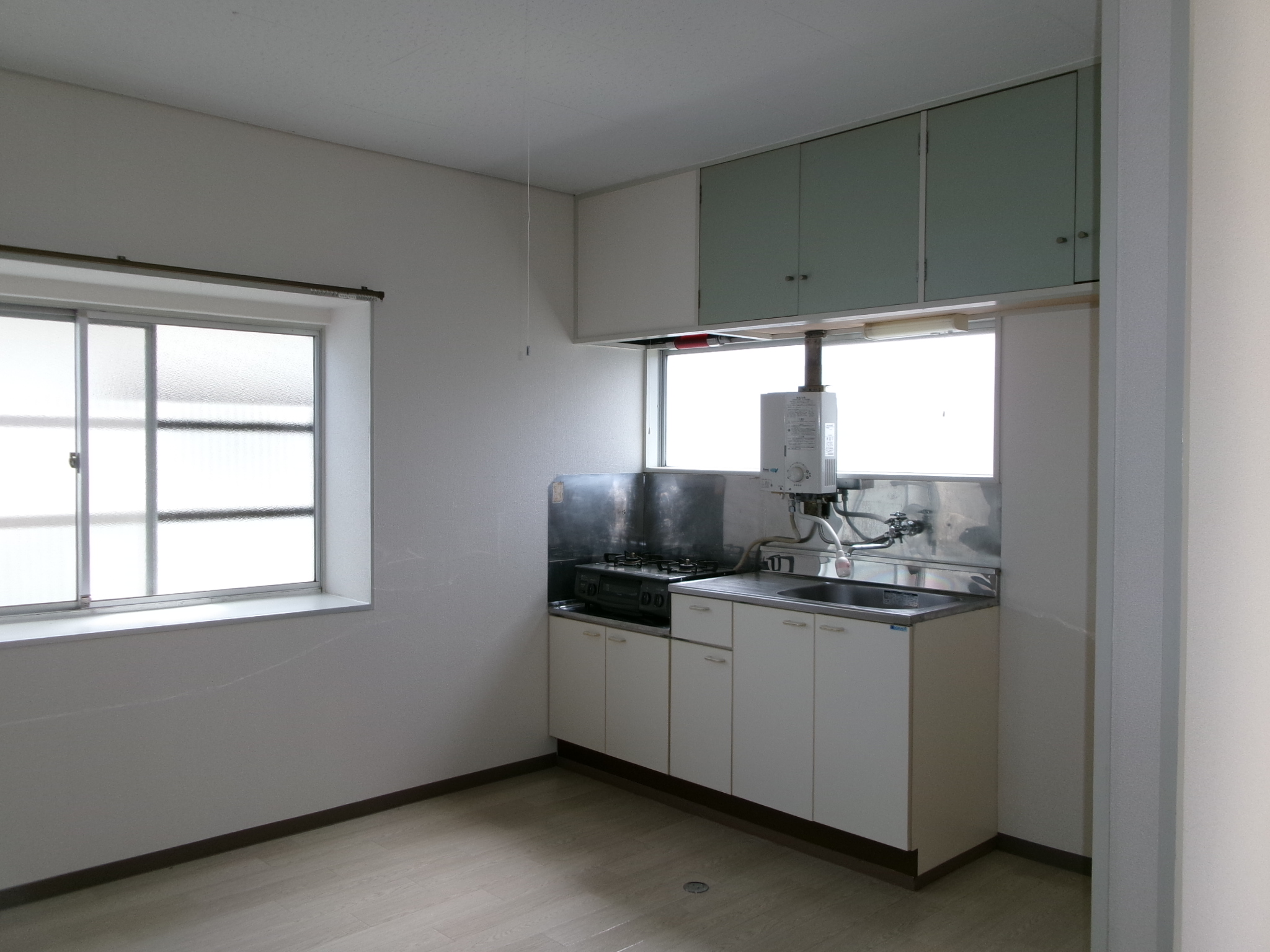 コーポフラワーメイト   203