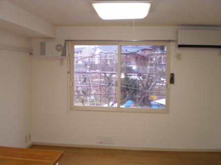 ヴィレッジアルカディア   201