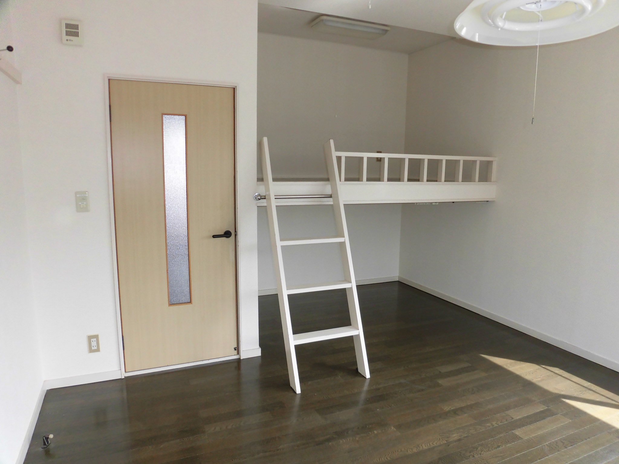 フューチャーハウス   211