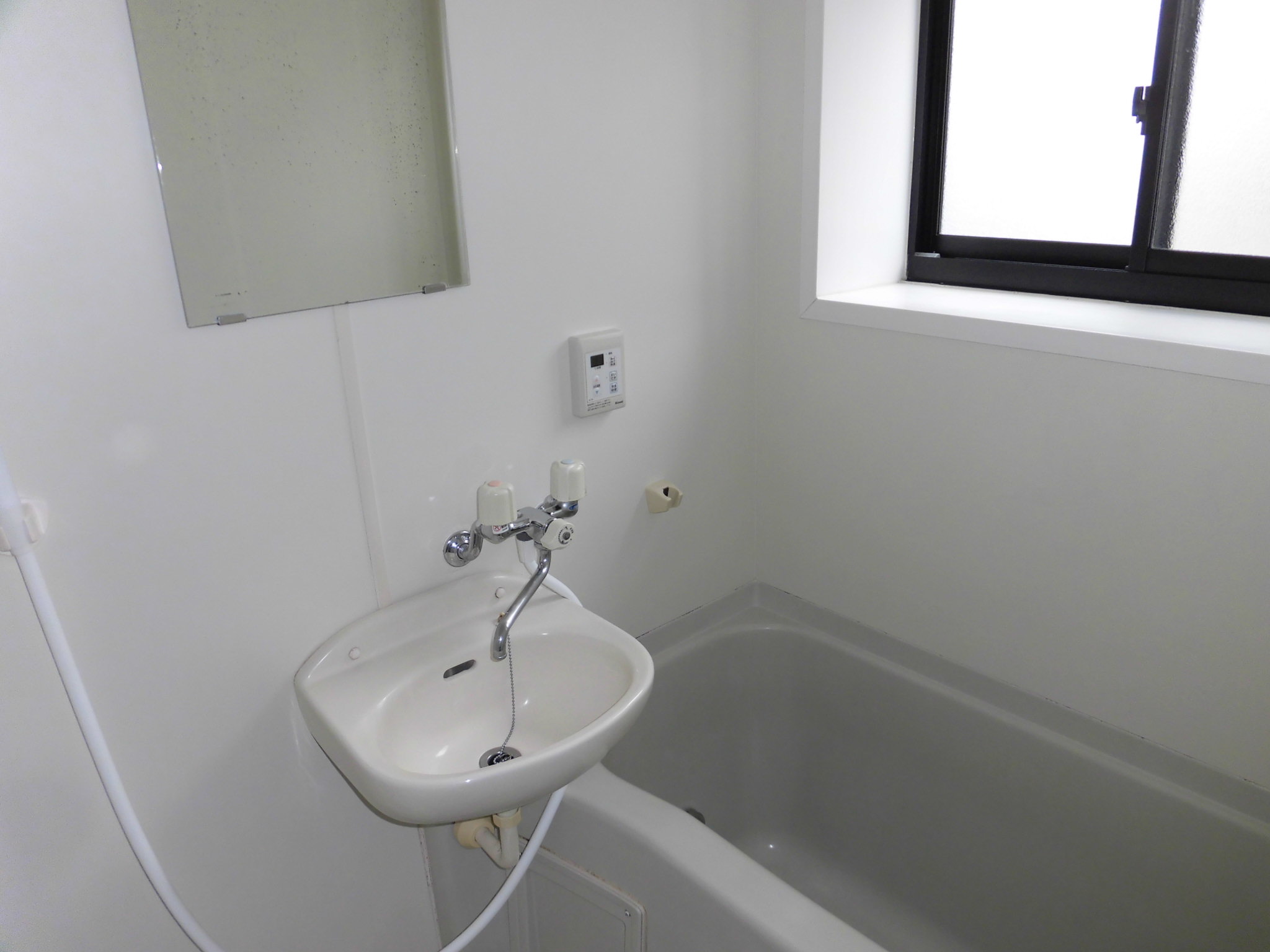 フロントヘルメス   202