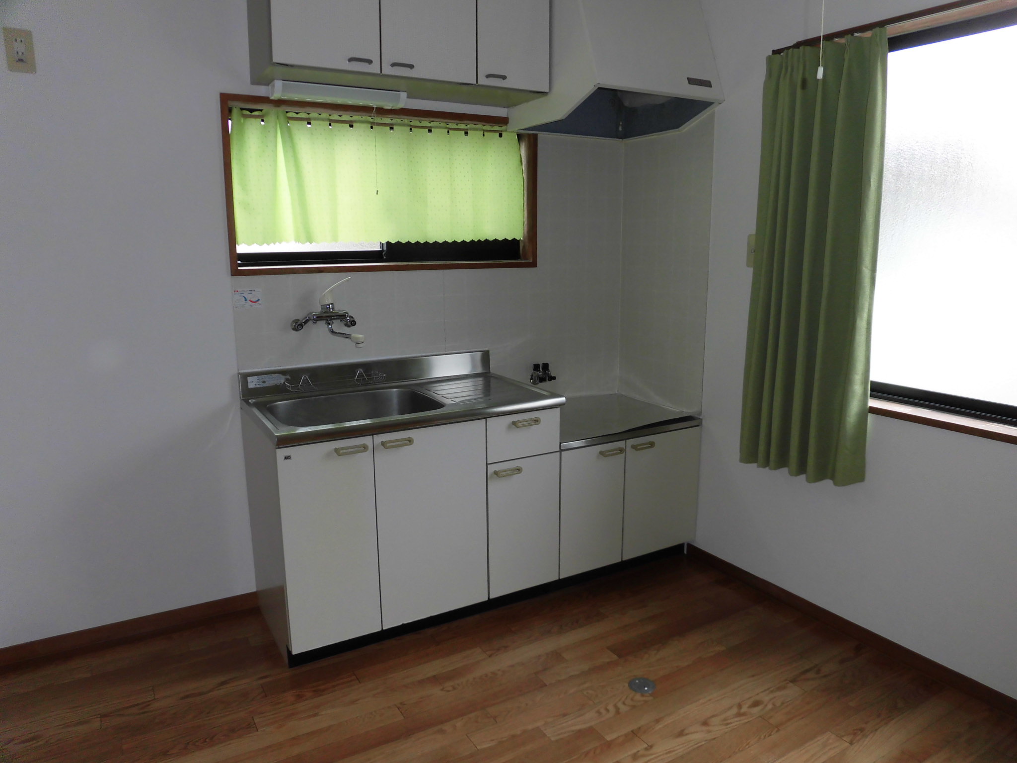 フロントヘルメス   202