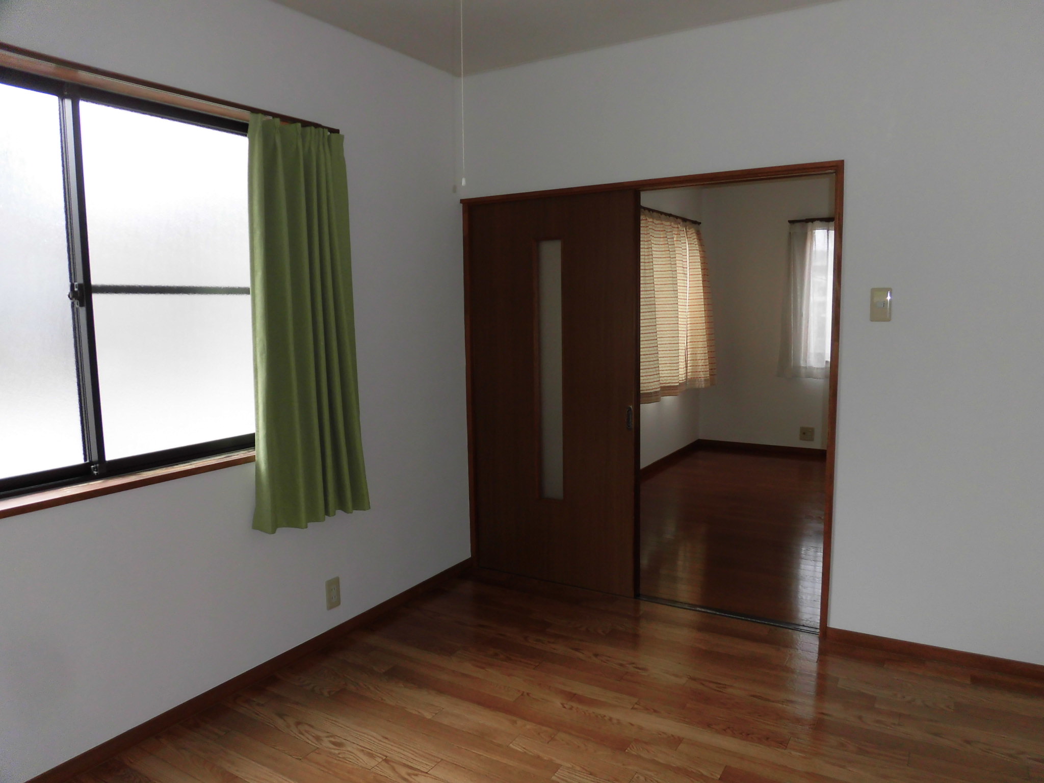 フロントヘルメス   202