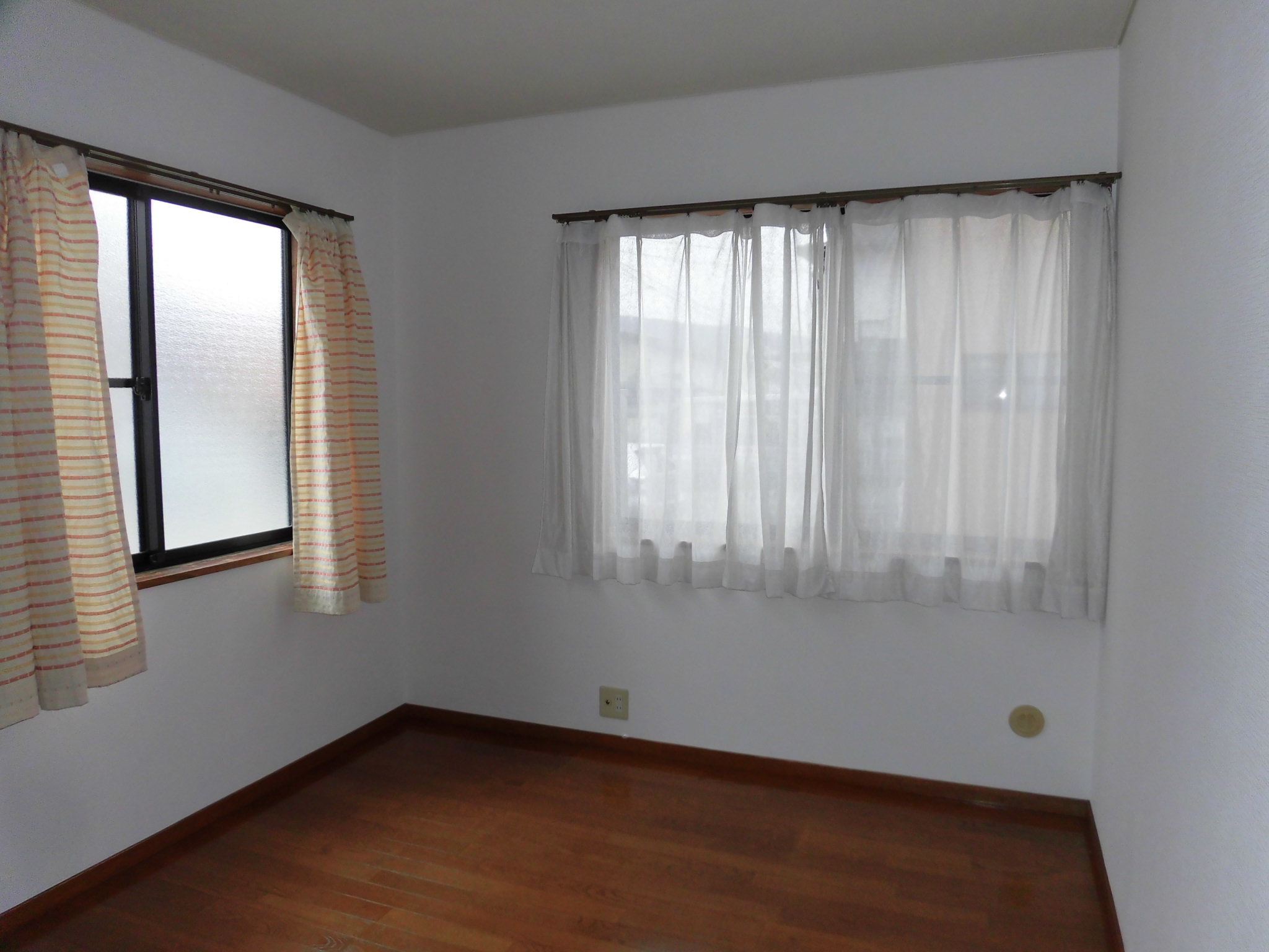 フロントヘルメス   202