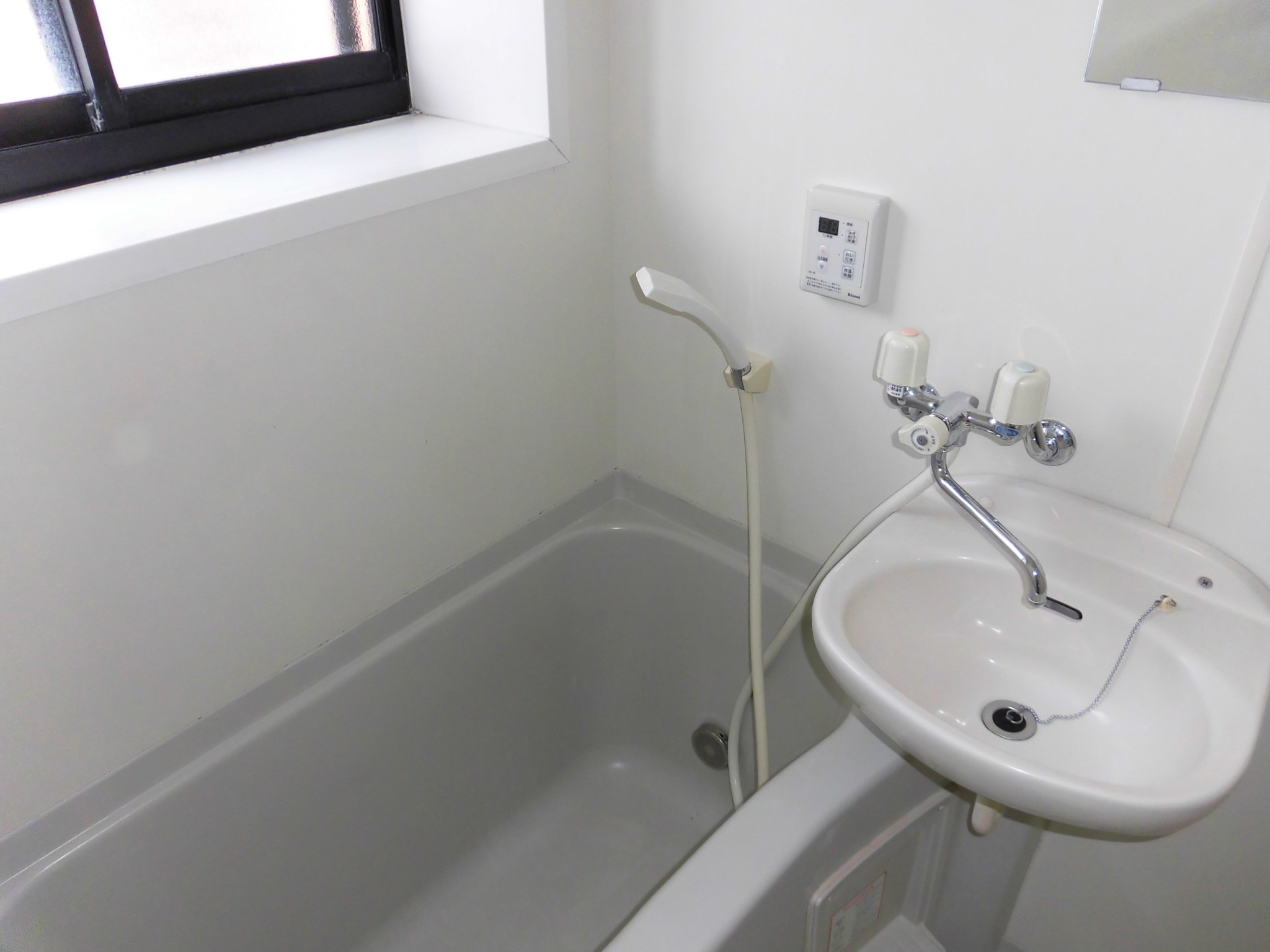 フロントヘルメス   105