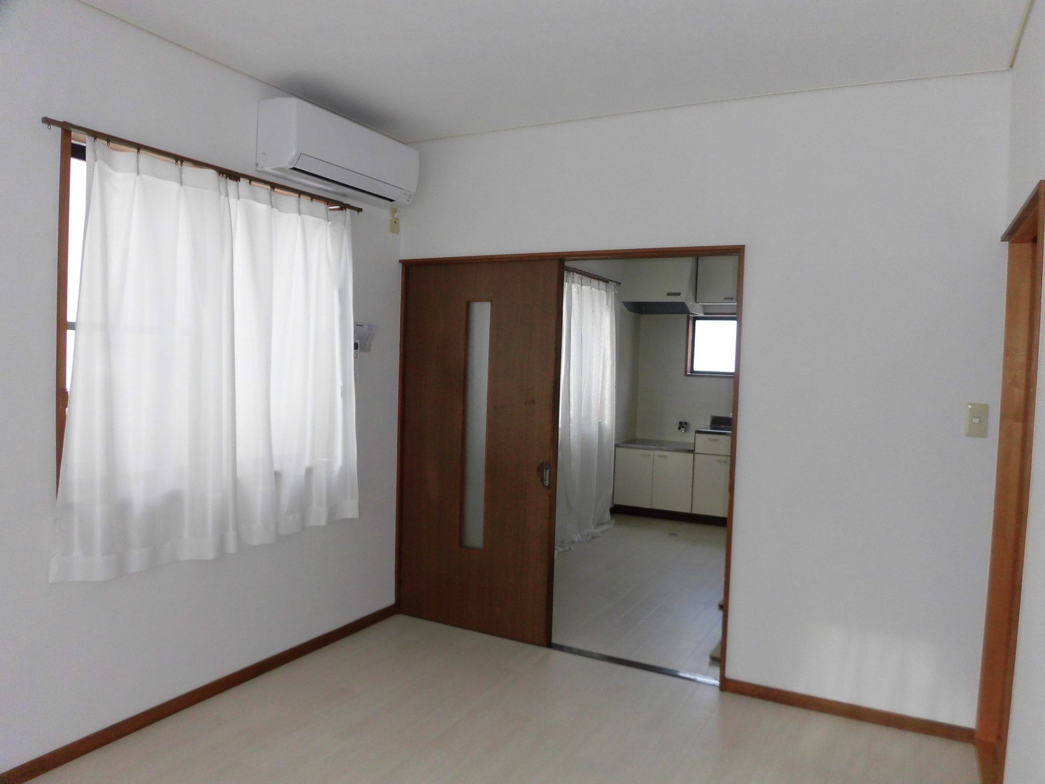 フロントヘルメス   105