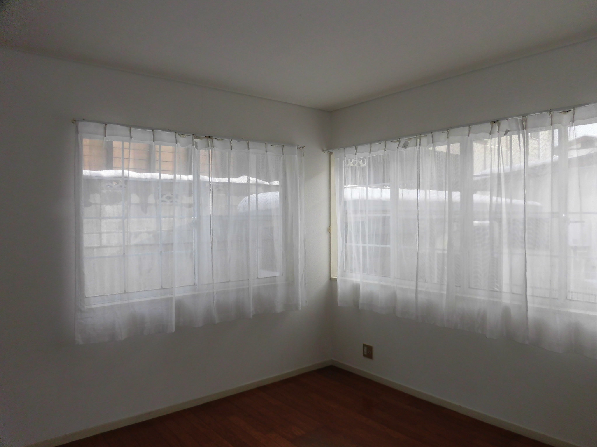 フリーダムハウス　203