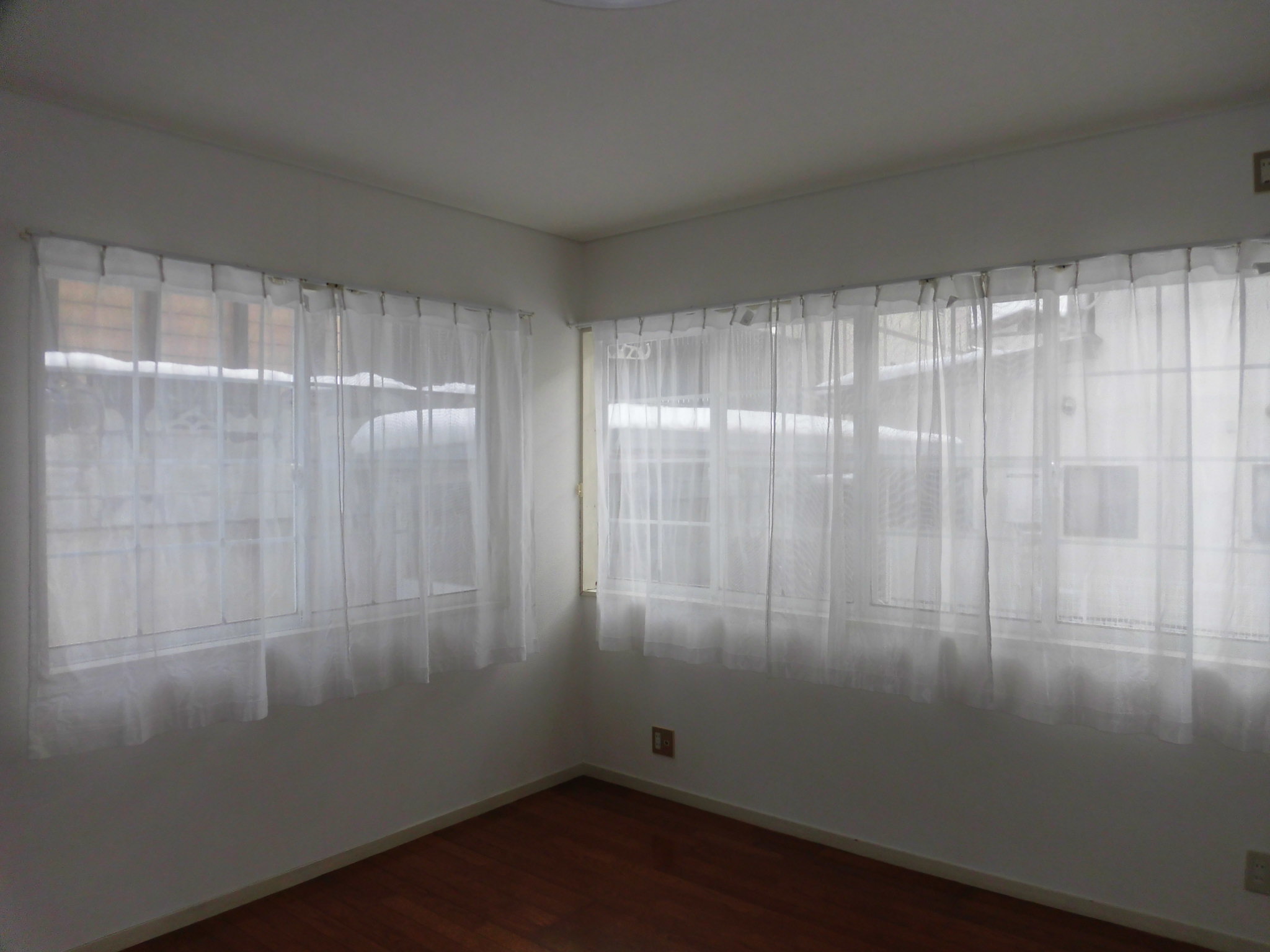 フリーダムハウス　203