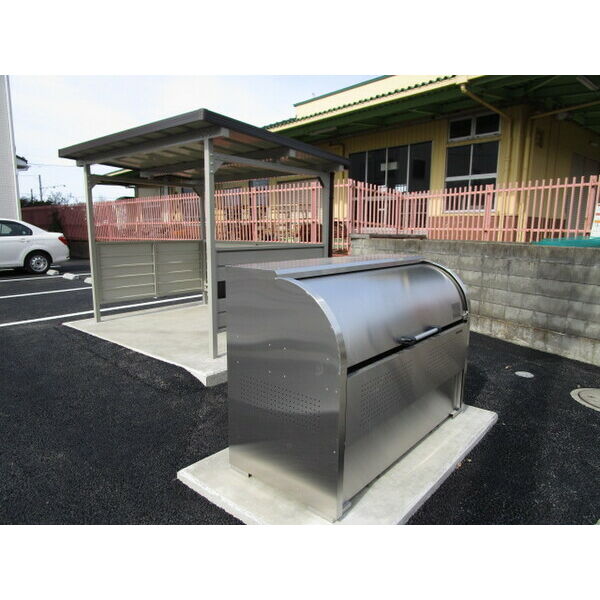 （日）アビタシオン   302