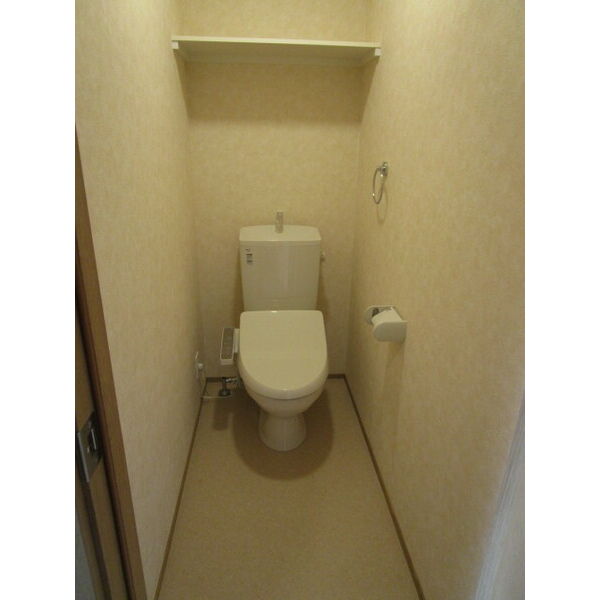 （日）アビタシオン   302