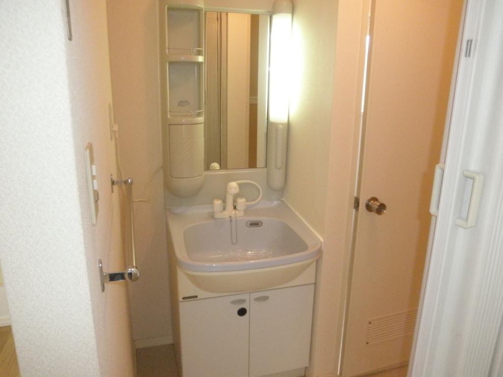 ムーンハウス   101