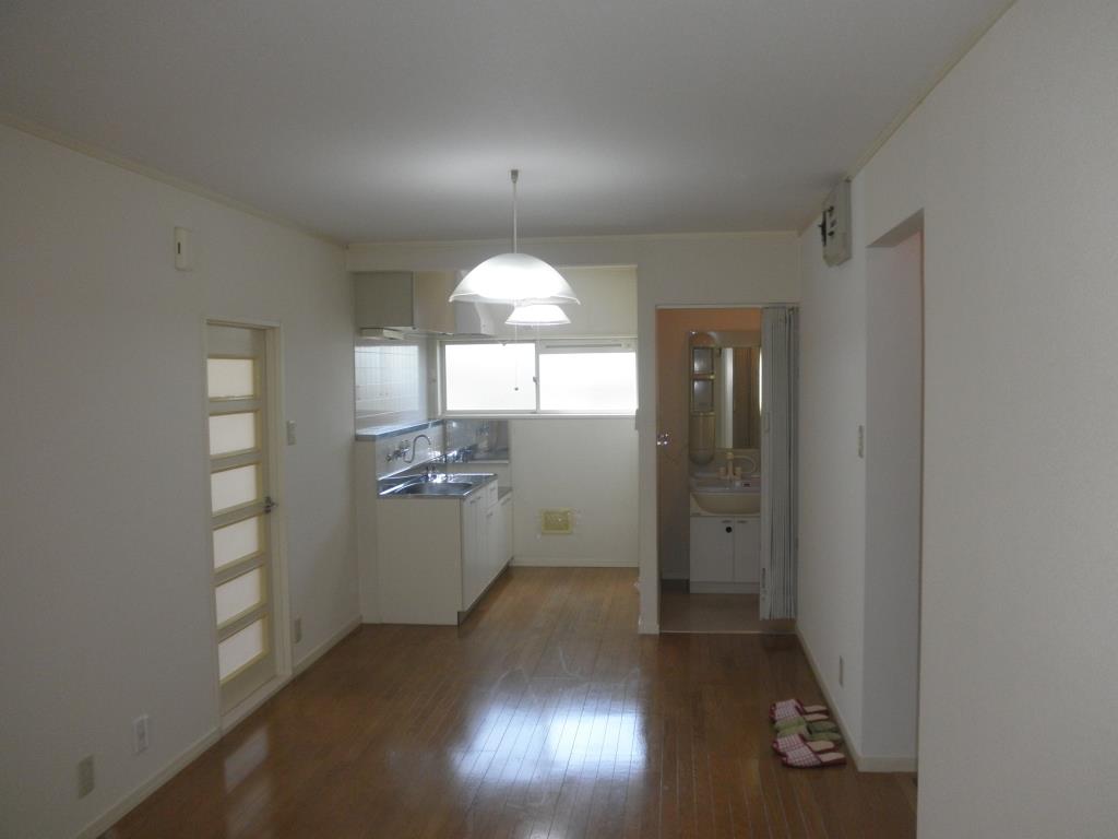 ムーンハウス   101