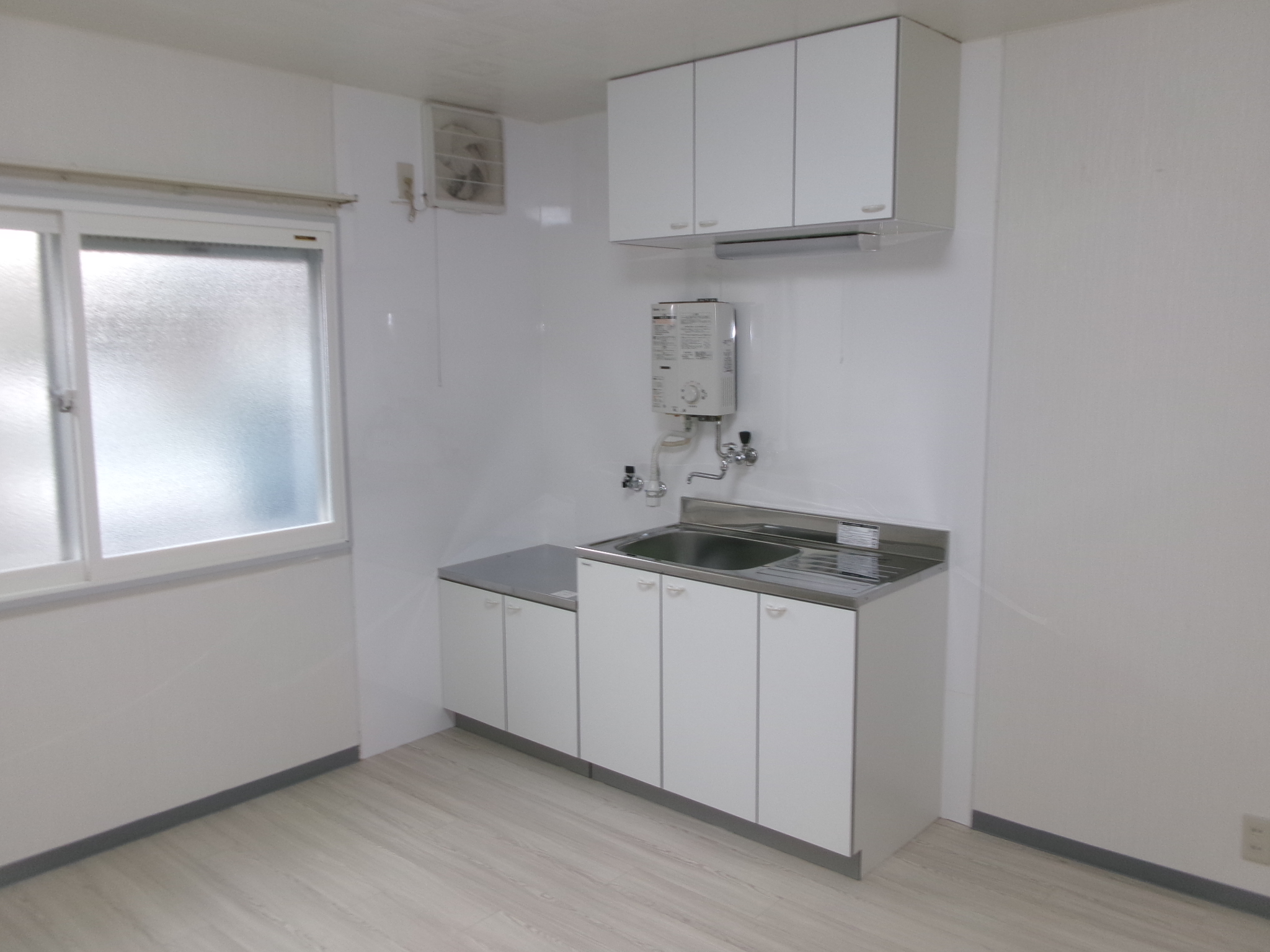 ヤマキチハイツ   103