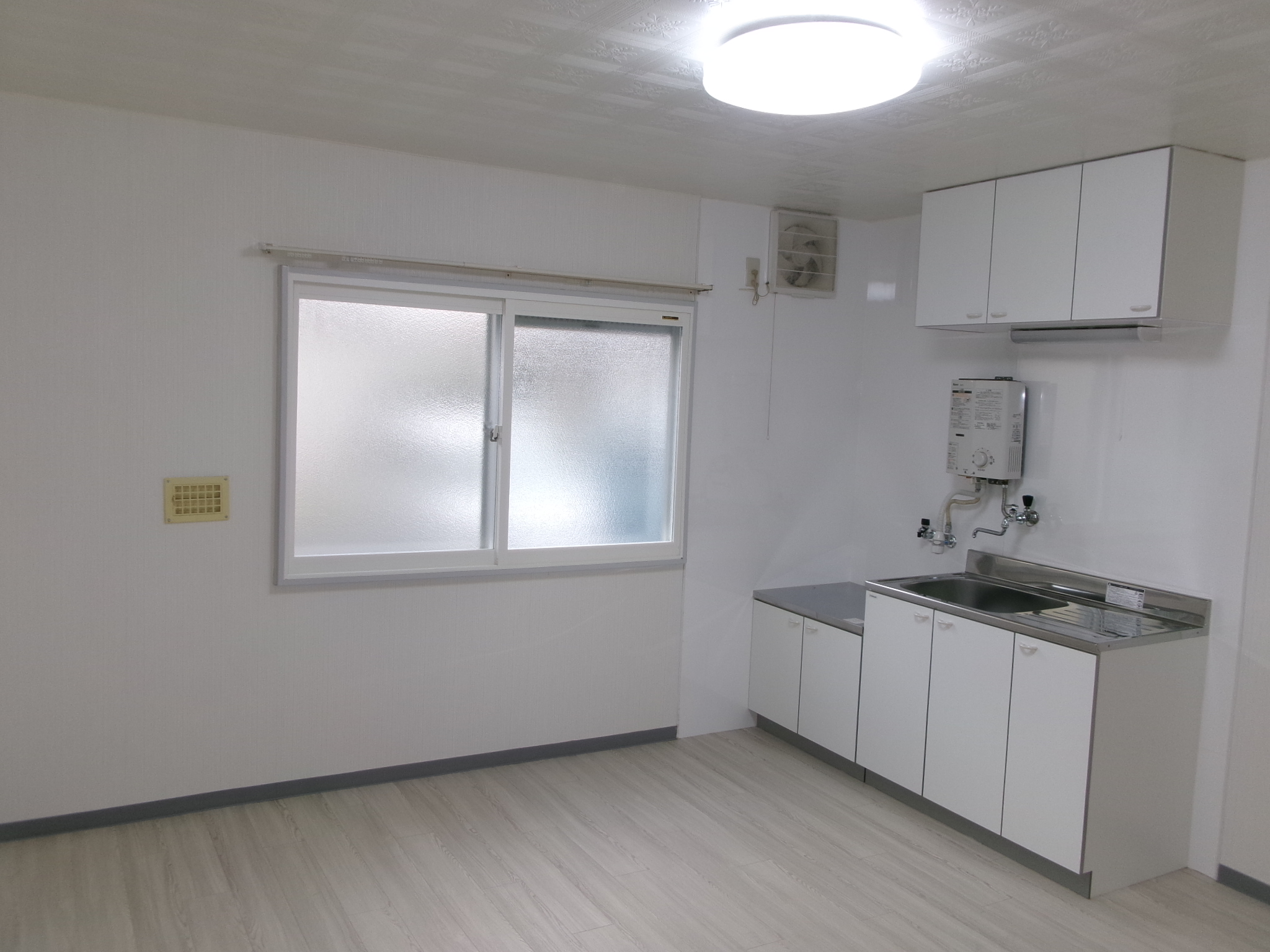 ヤマキチハイツ   103