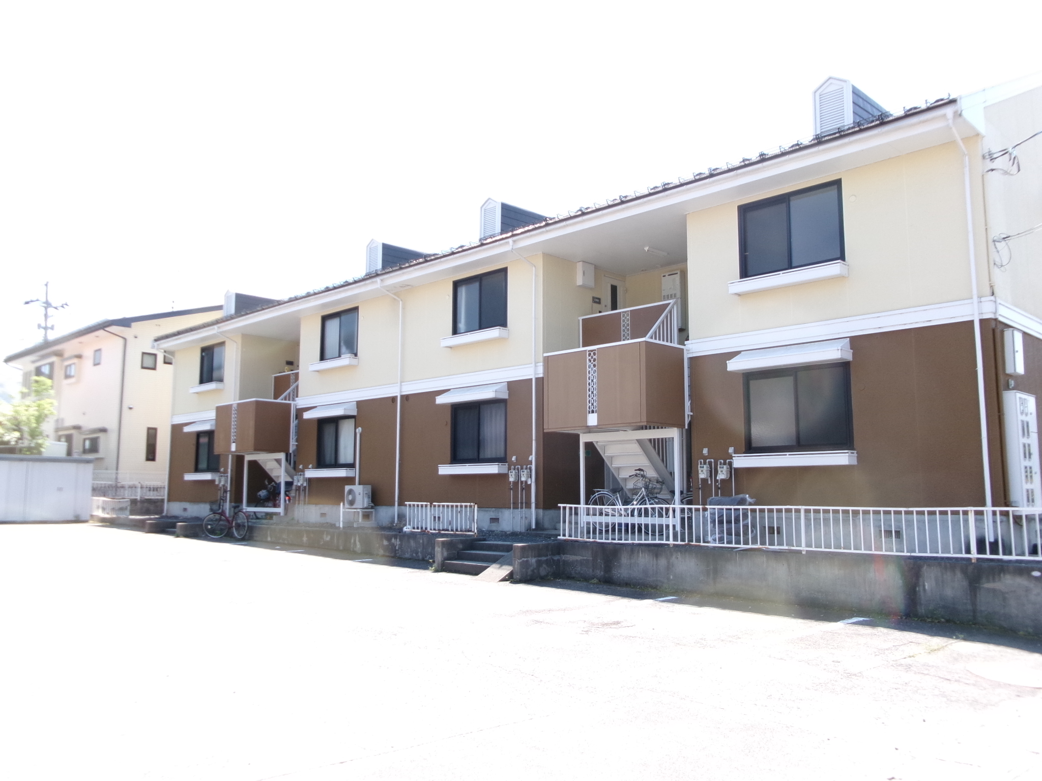 セジュール塩野  Ｂ棟   101