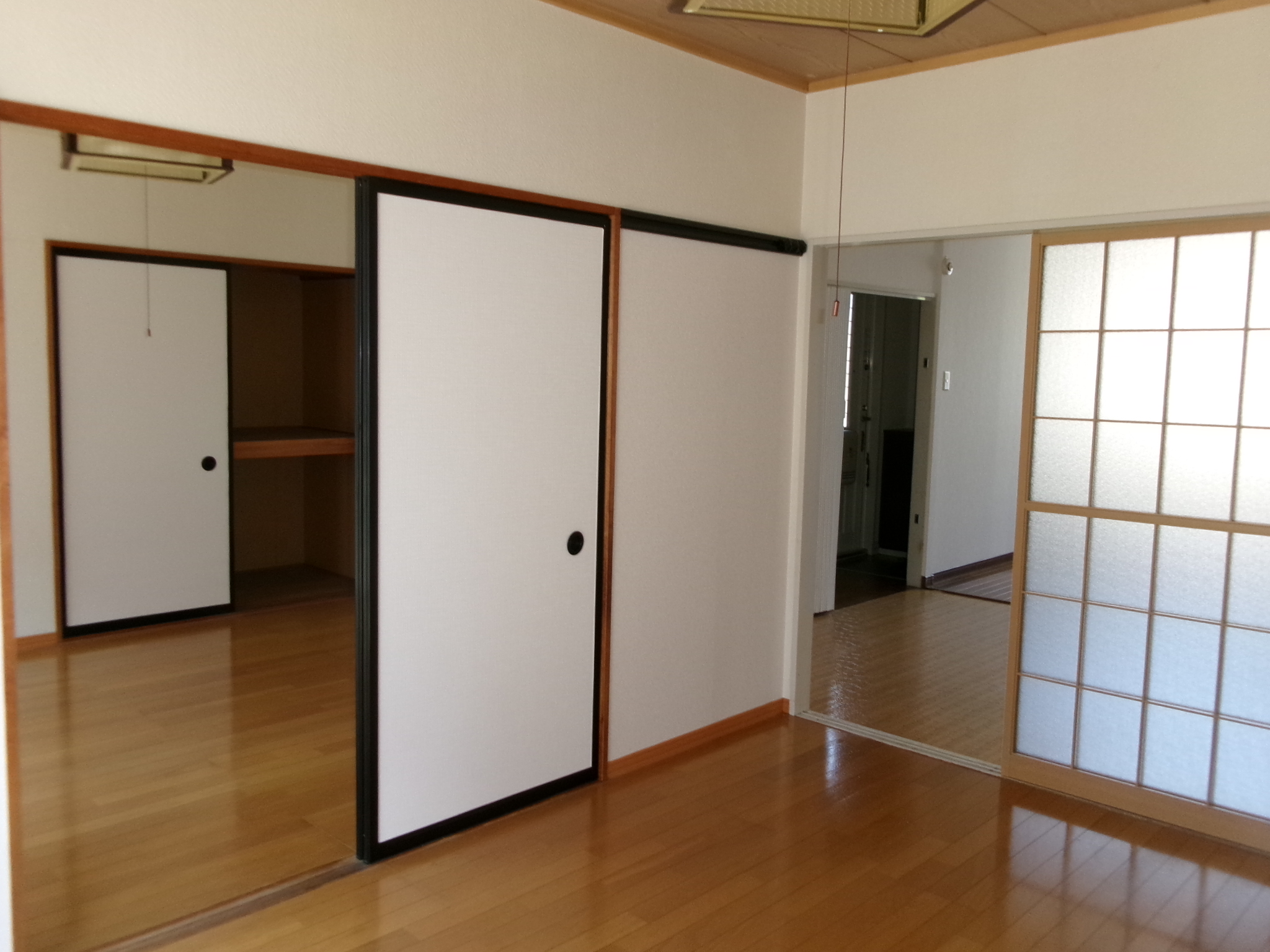 セジュール塩野  Ｂ棟   101