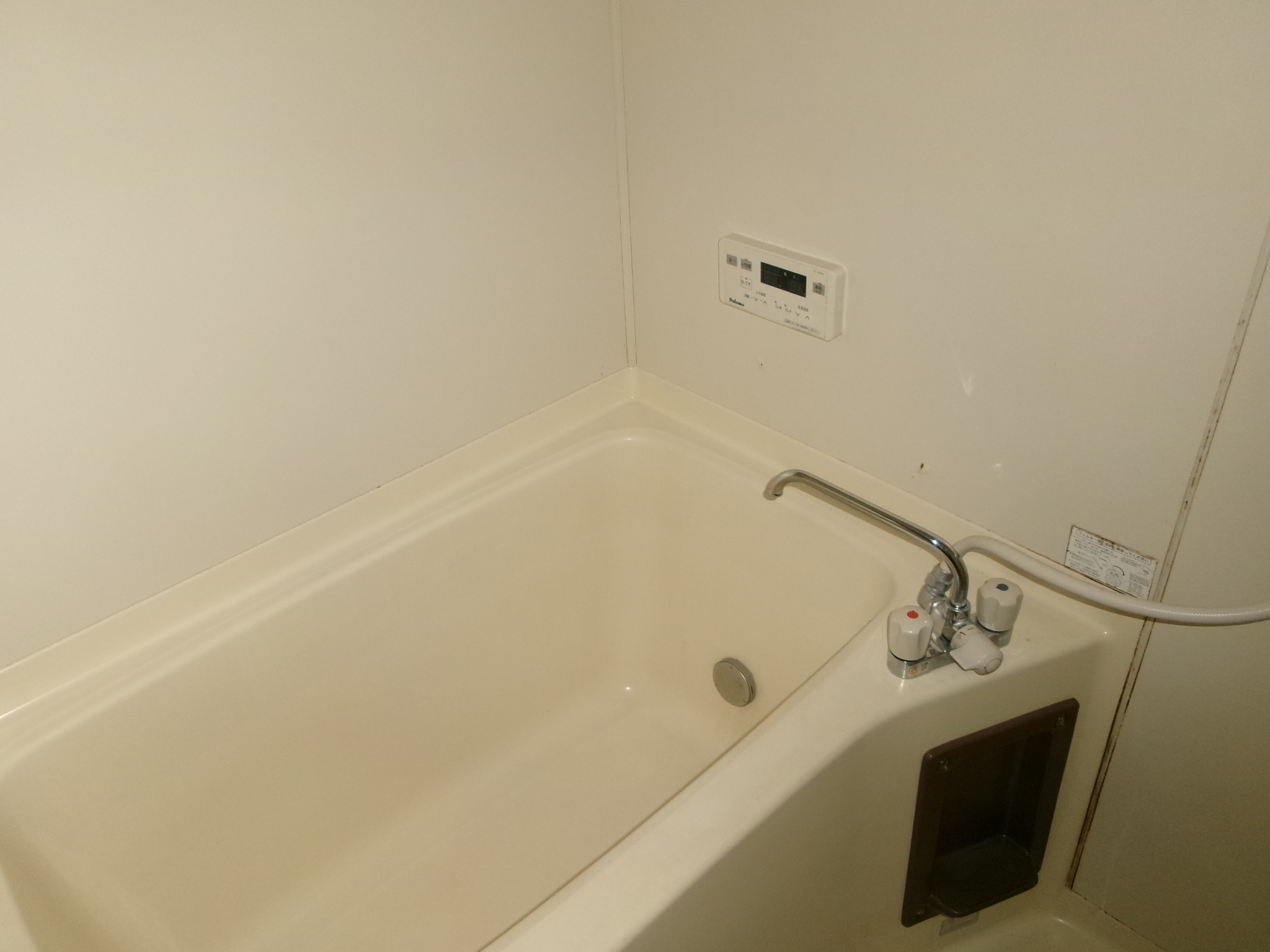 セジュール塩野  Ｂ棟   101