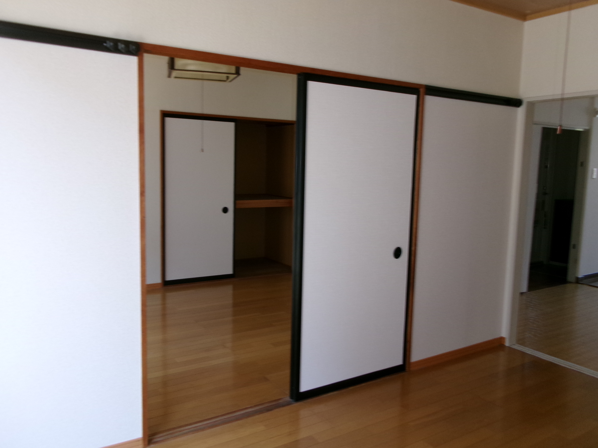 セジュール塩野  Ｂ棟   101