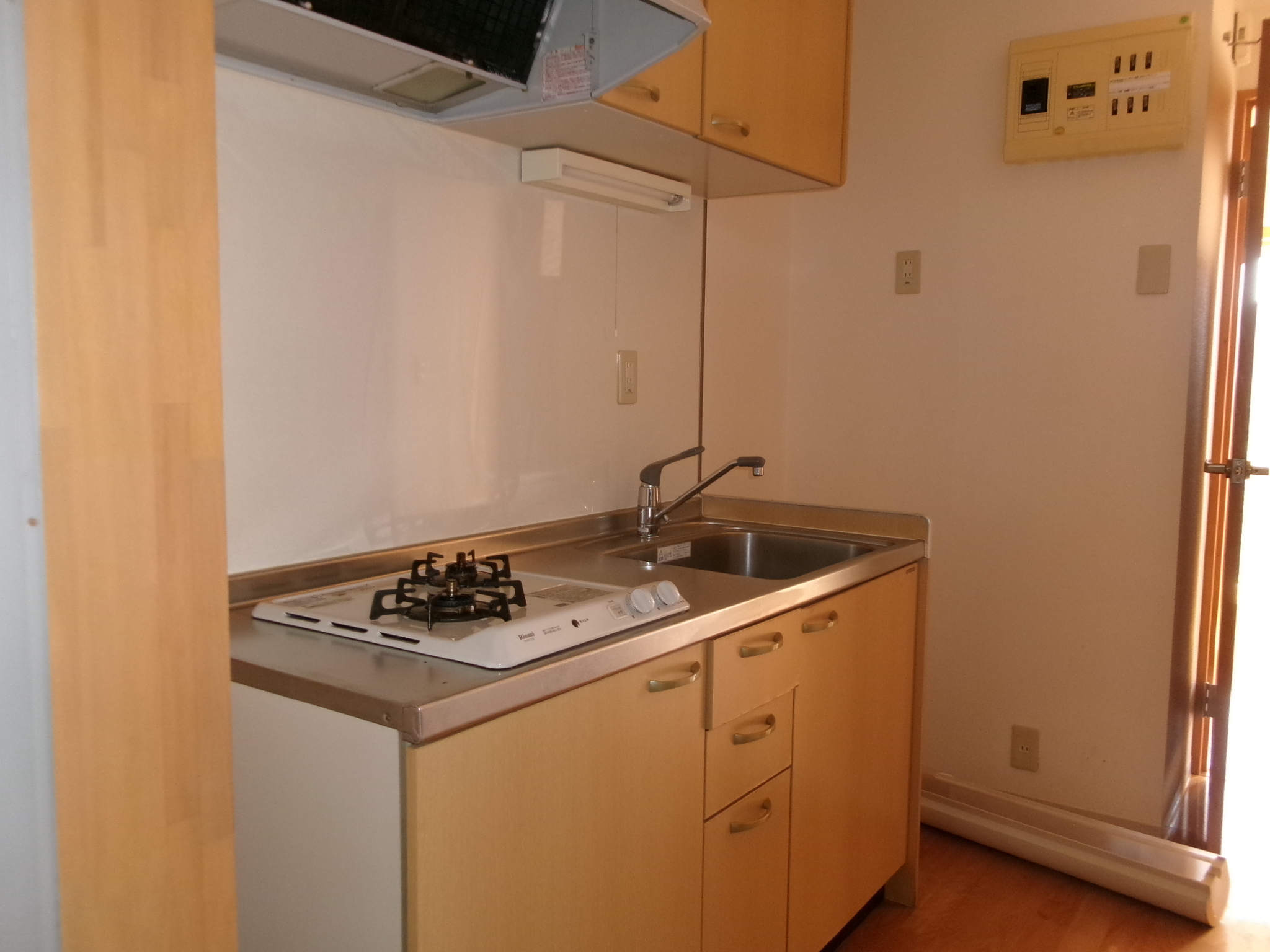 Ｔ’Ｓ ＦＬＡＴ   402