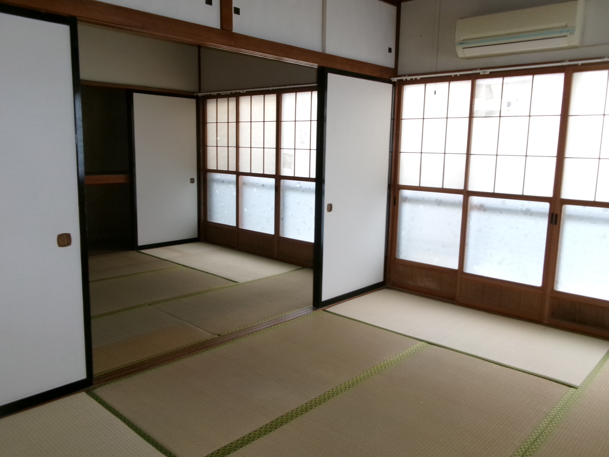 南原貸家　南から2棟目