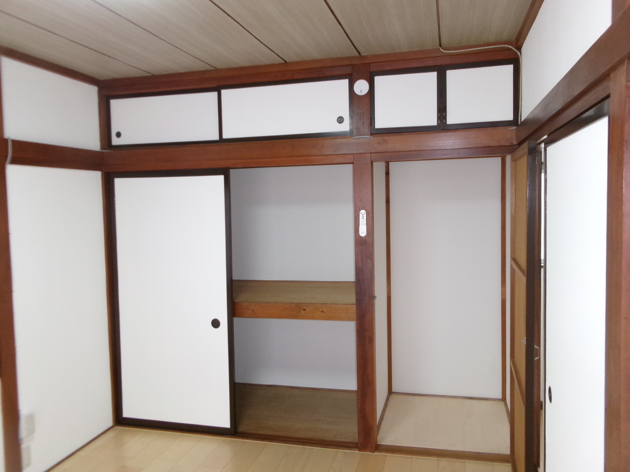 東青田貸家（二丁目）　中棟