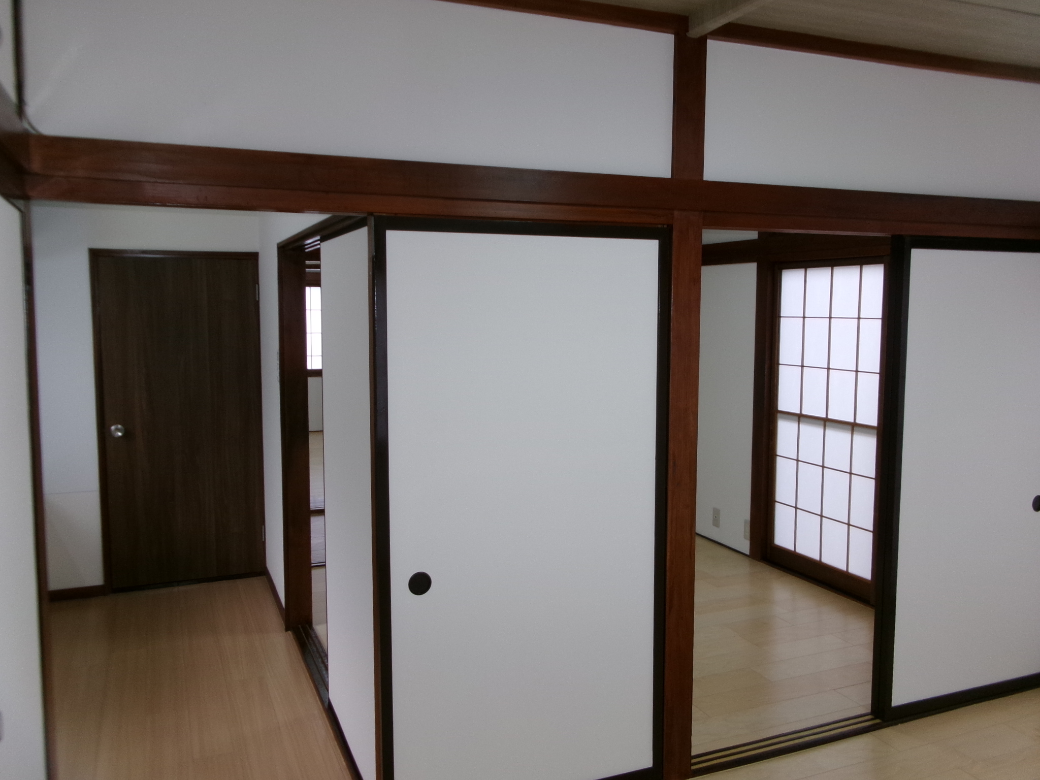 東青田貸家（二丁目）　中棟