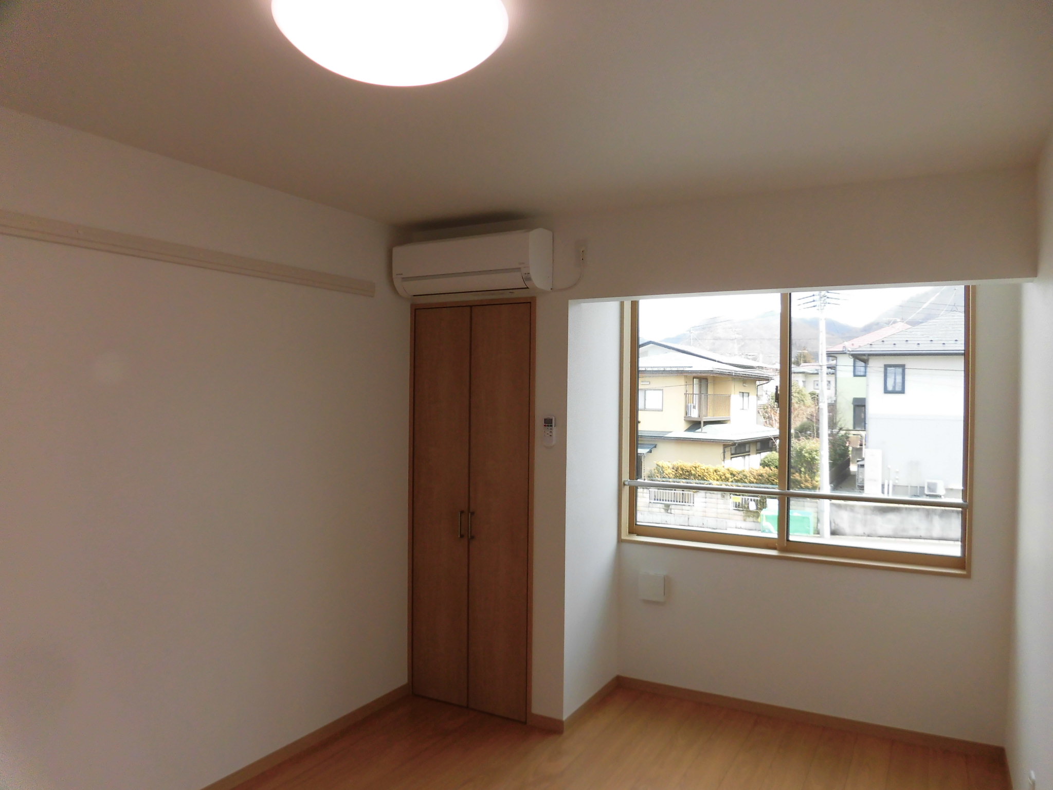 アート・ヴィラージュ   205