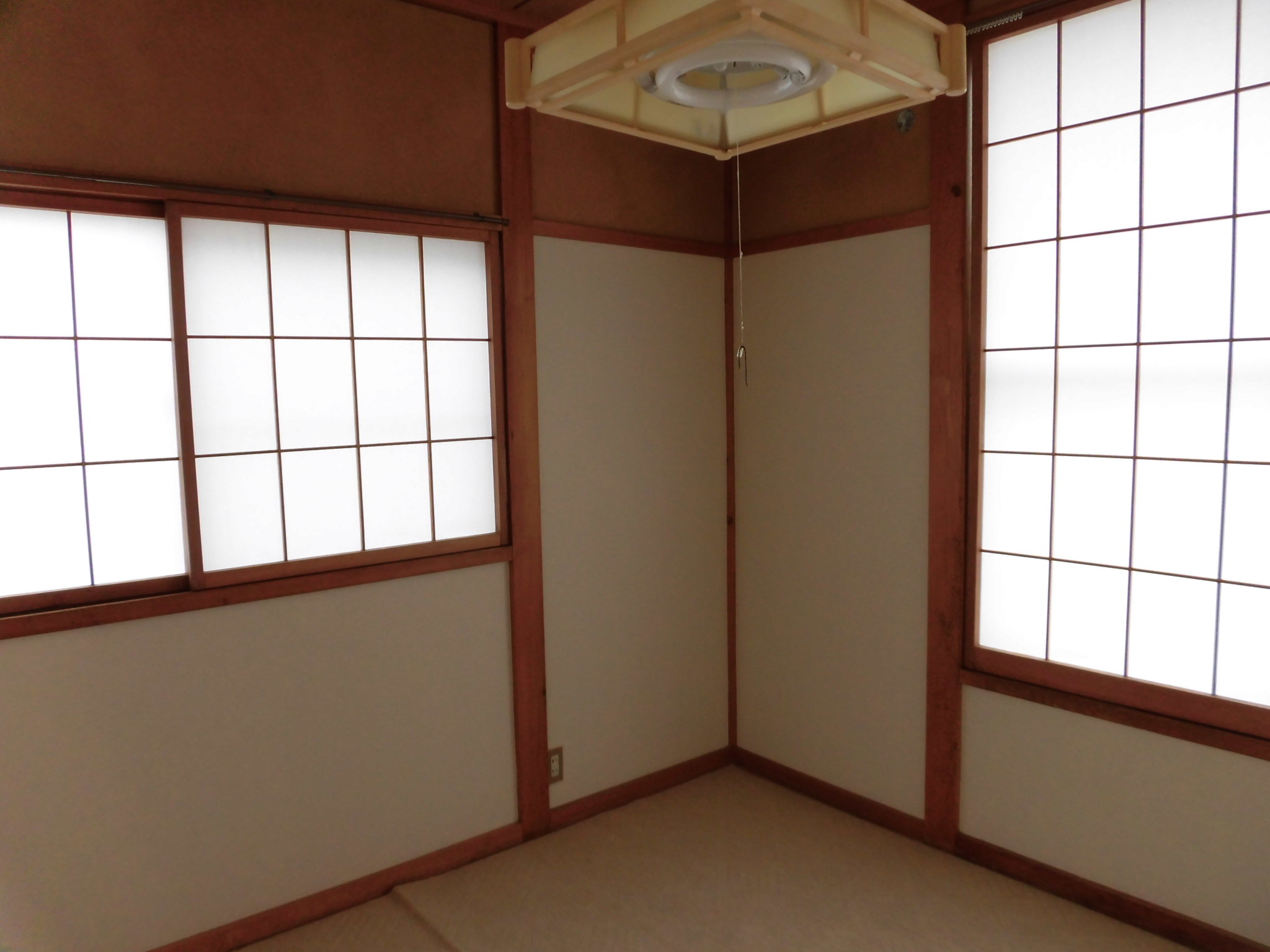 青田5丁目貸家　西棟