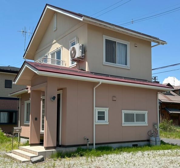 寒河江市大字島（3LDK）1,380万円　金額変更しました！！〈北東角地〉