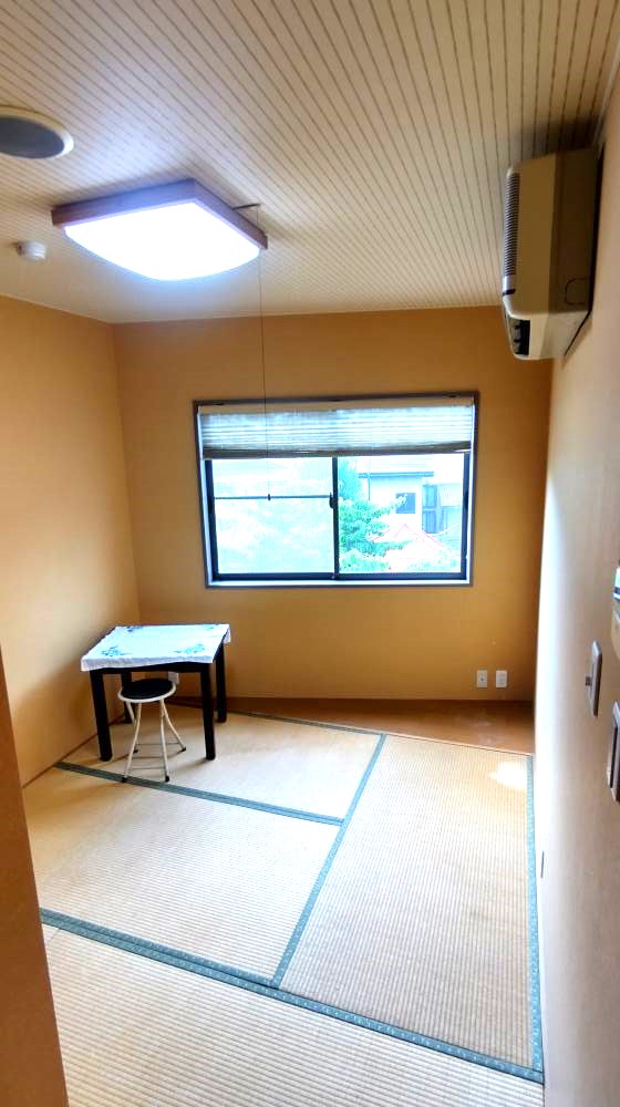 【売店舗付住宅】上山市南町　4,900万円