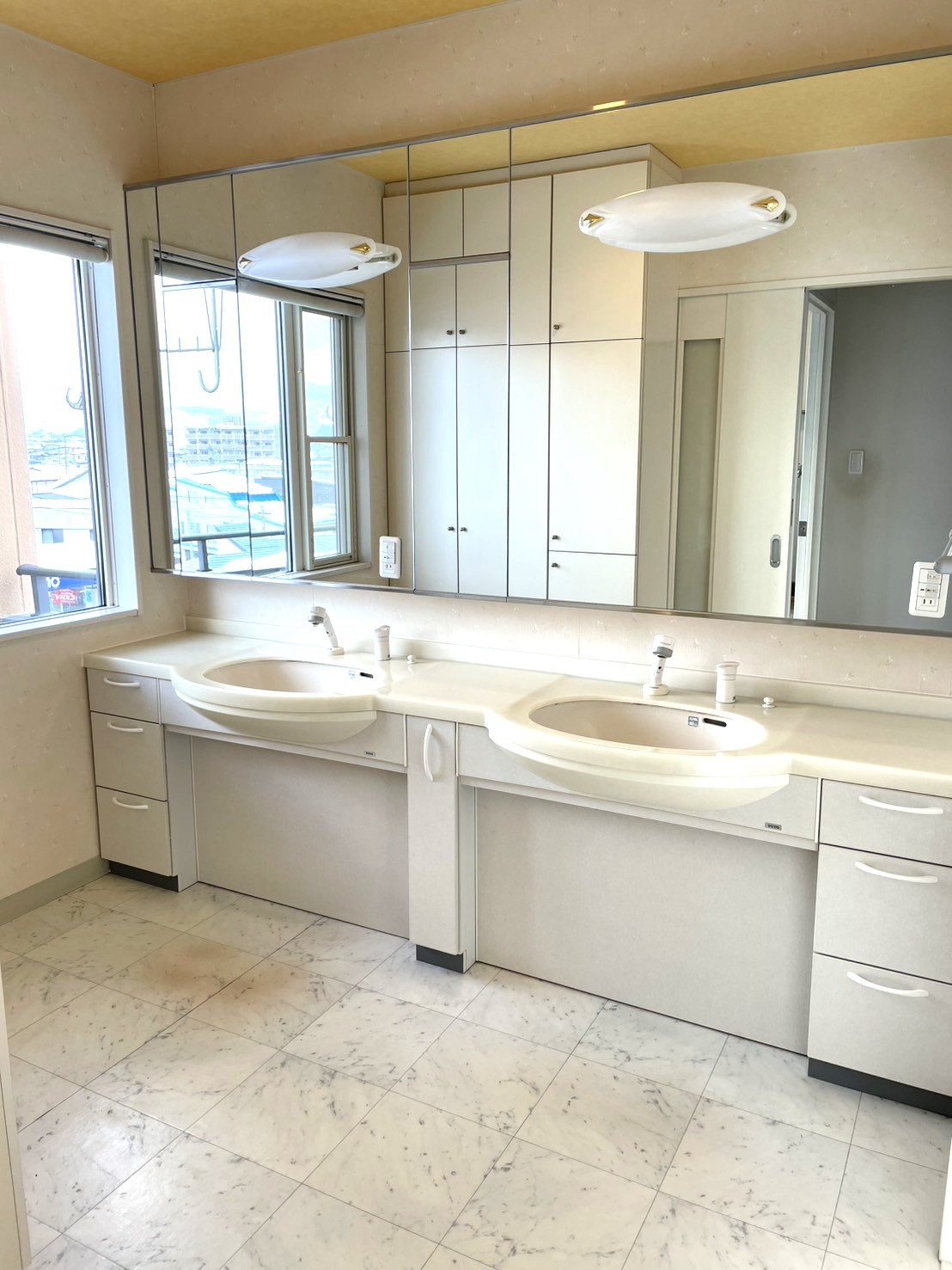 【売店舗付住宅】上山市南町　4,900万円