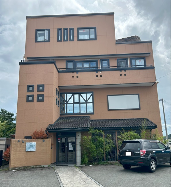 【売店舗付住宅】上山市南町　4,900万円