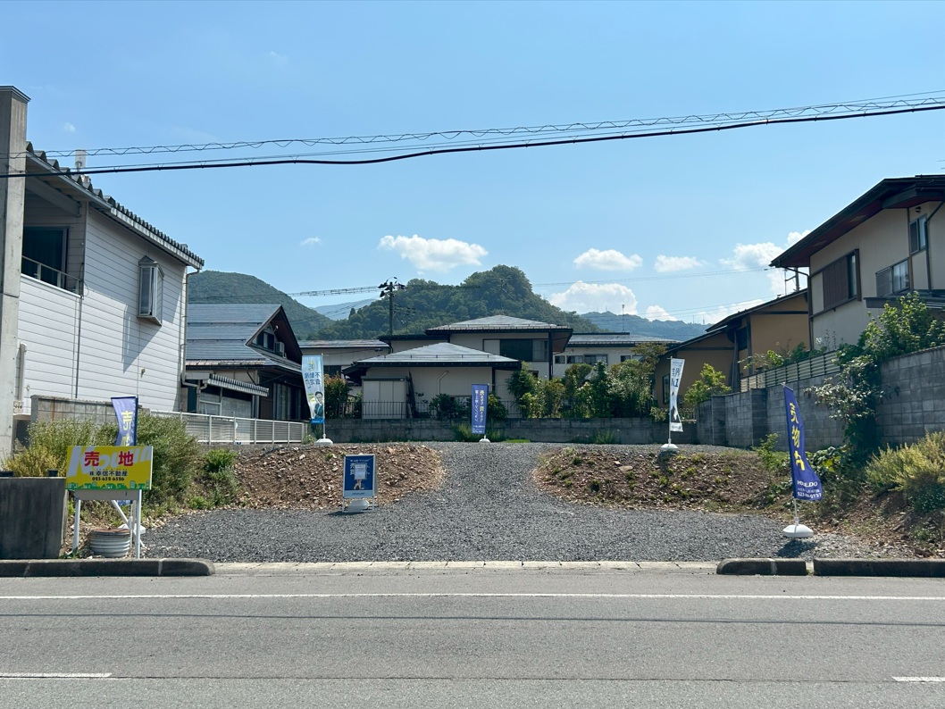 山形市小立3丁目（101.14坪）2,327万円