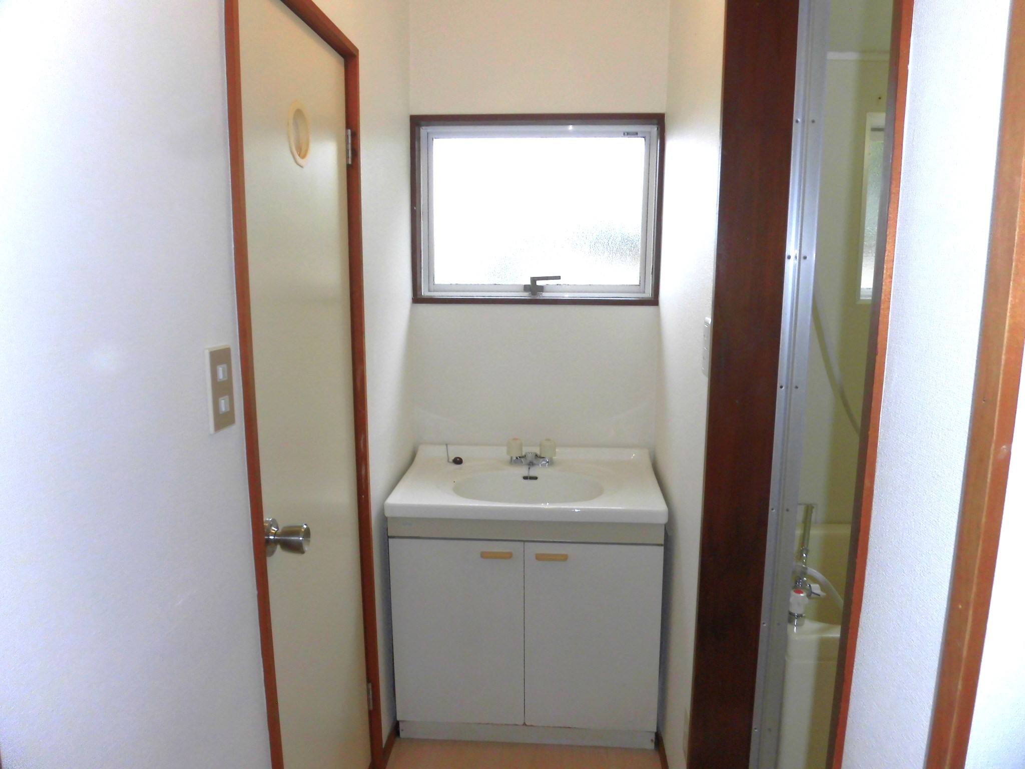 フローレス123　102号室