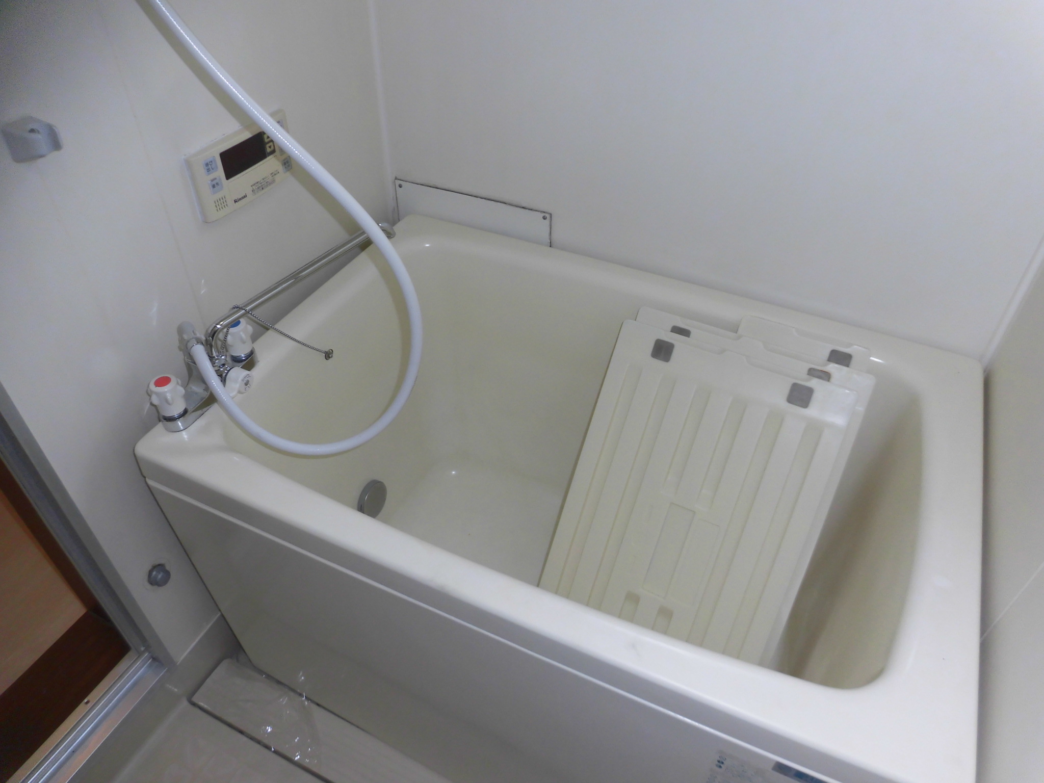 フローレス123　102号室