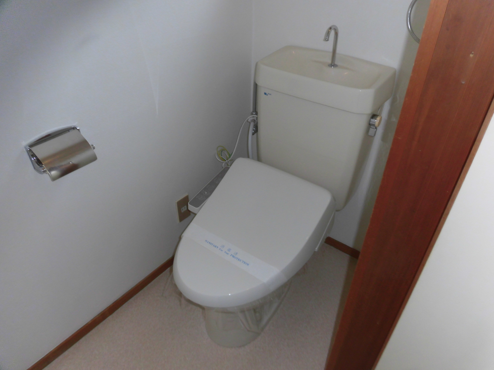 フローレス123　102号室