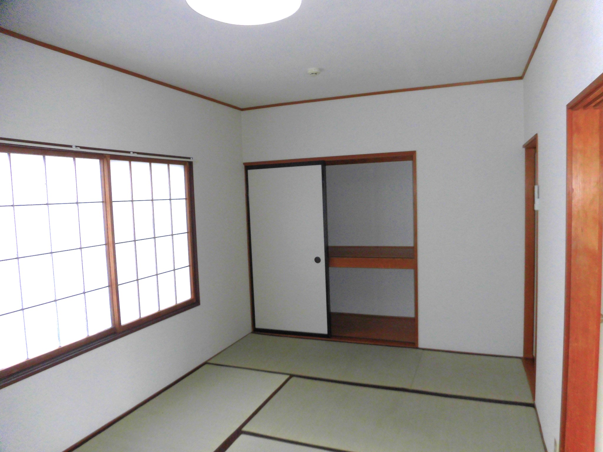 フローレス123　102号室