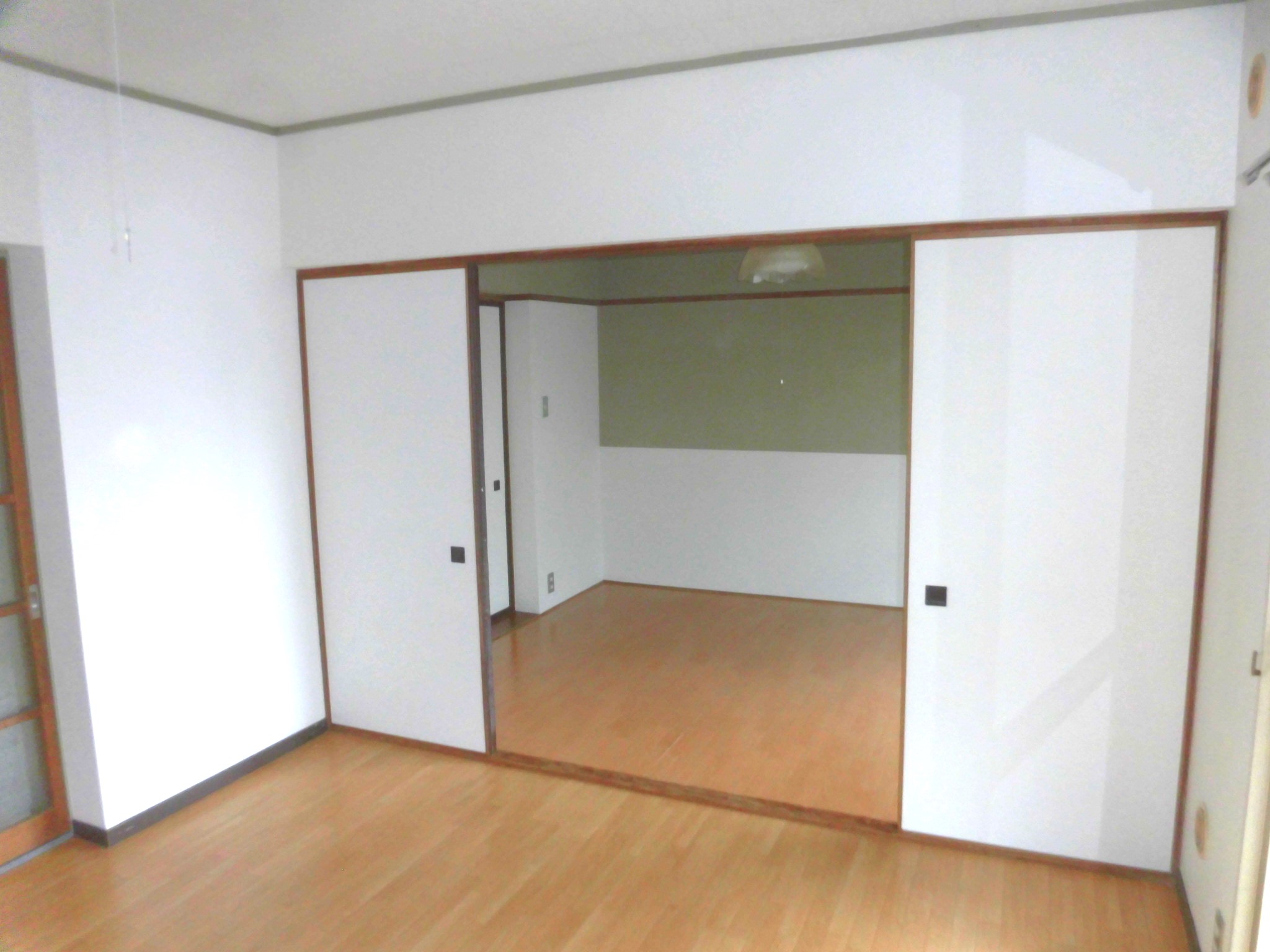 メゾン成沢　101号室