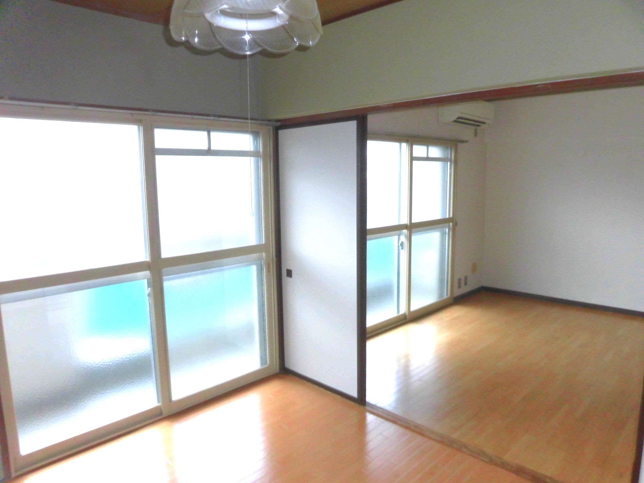 メゾン成沢　101号室