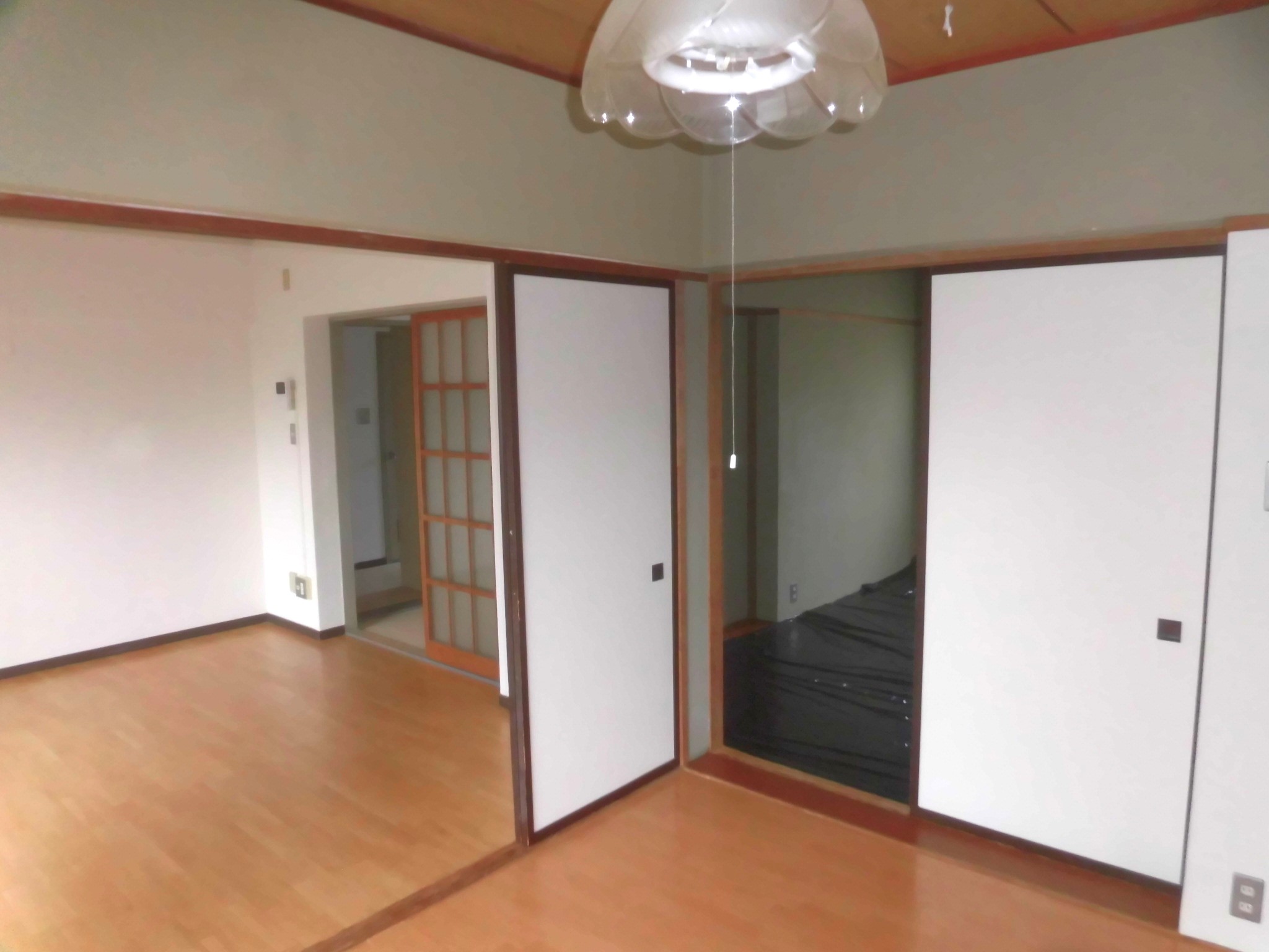 メゾン成沢　101号室