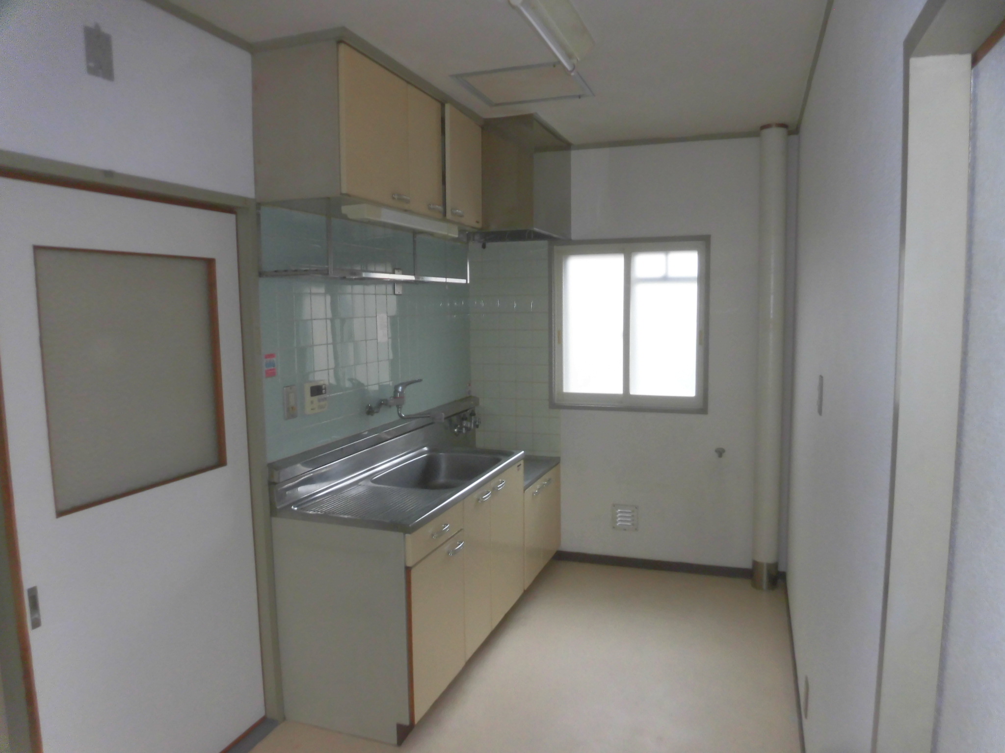 メゾン成沢　101号室