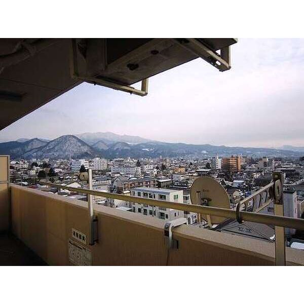 Ｄ’クラディア本町   8階