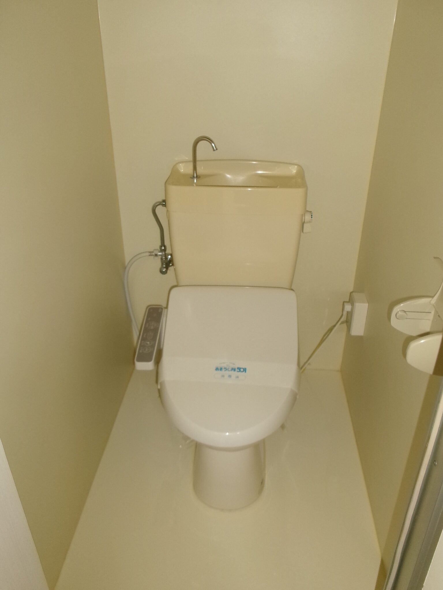 ZINハイツ　106号室