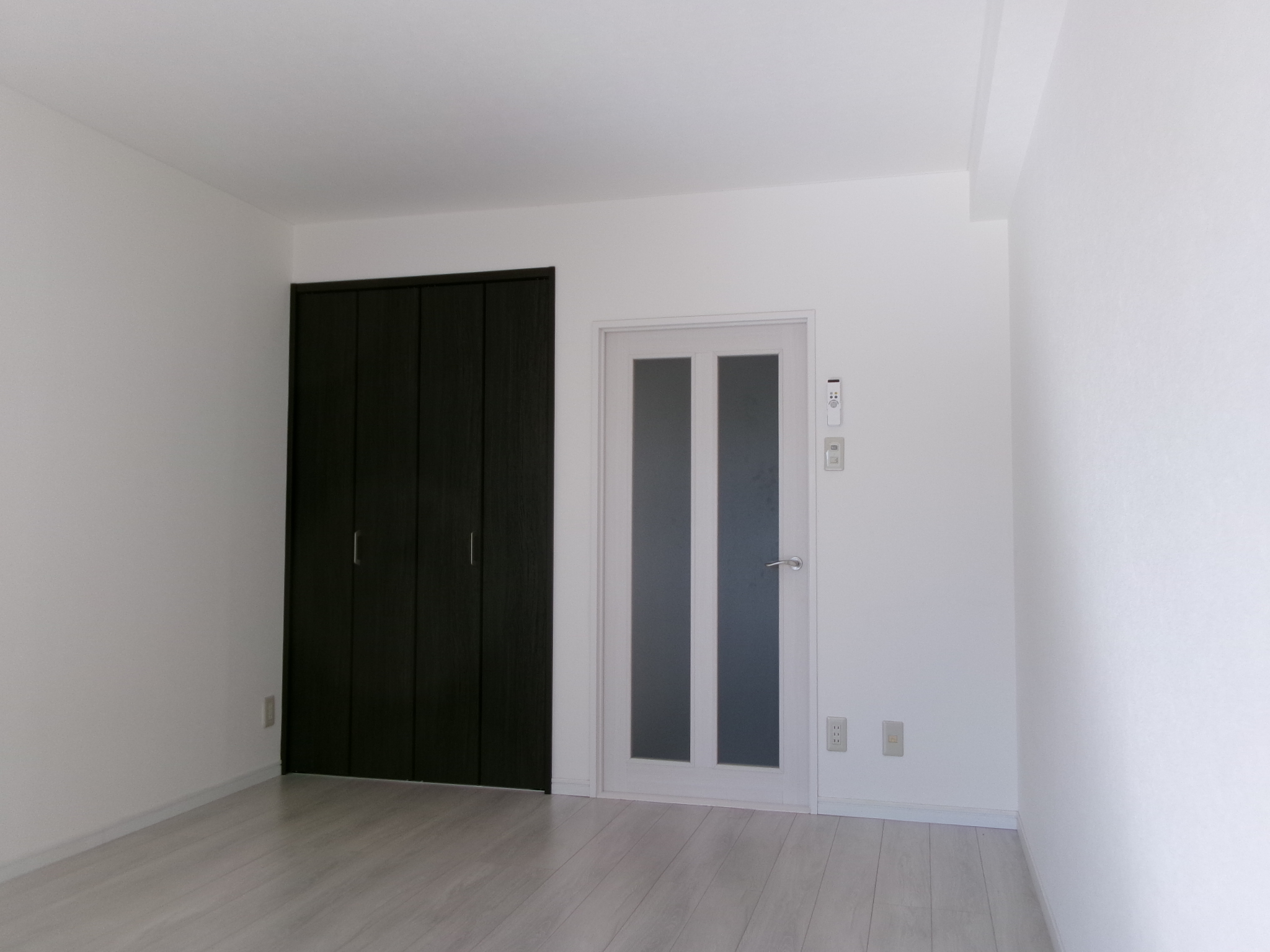 ZINハイツ　106号室