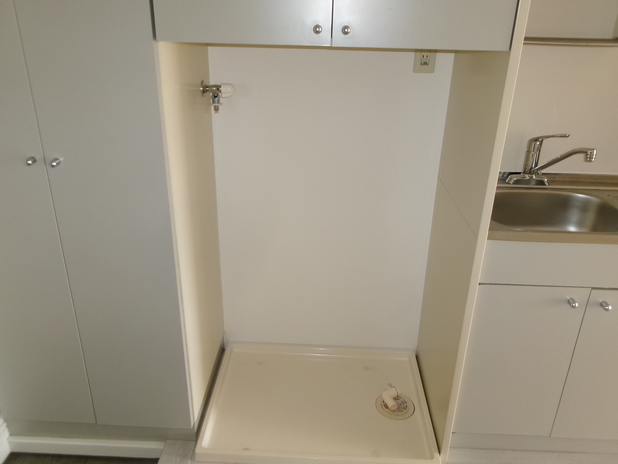 ZINハイツ　106号室