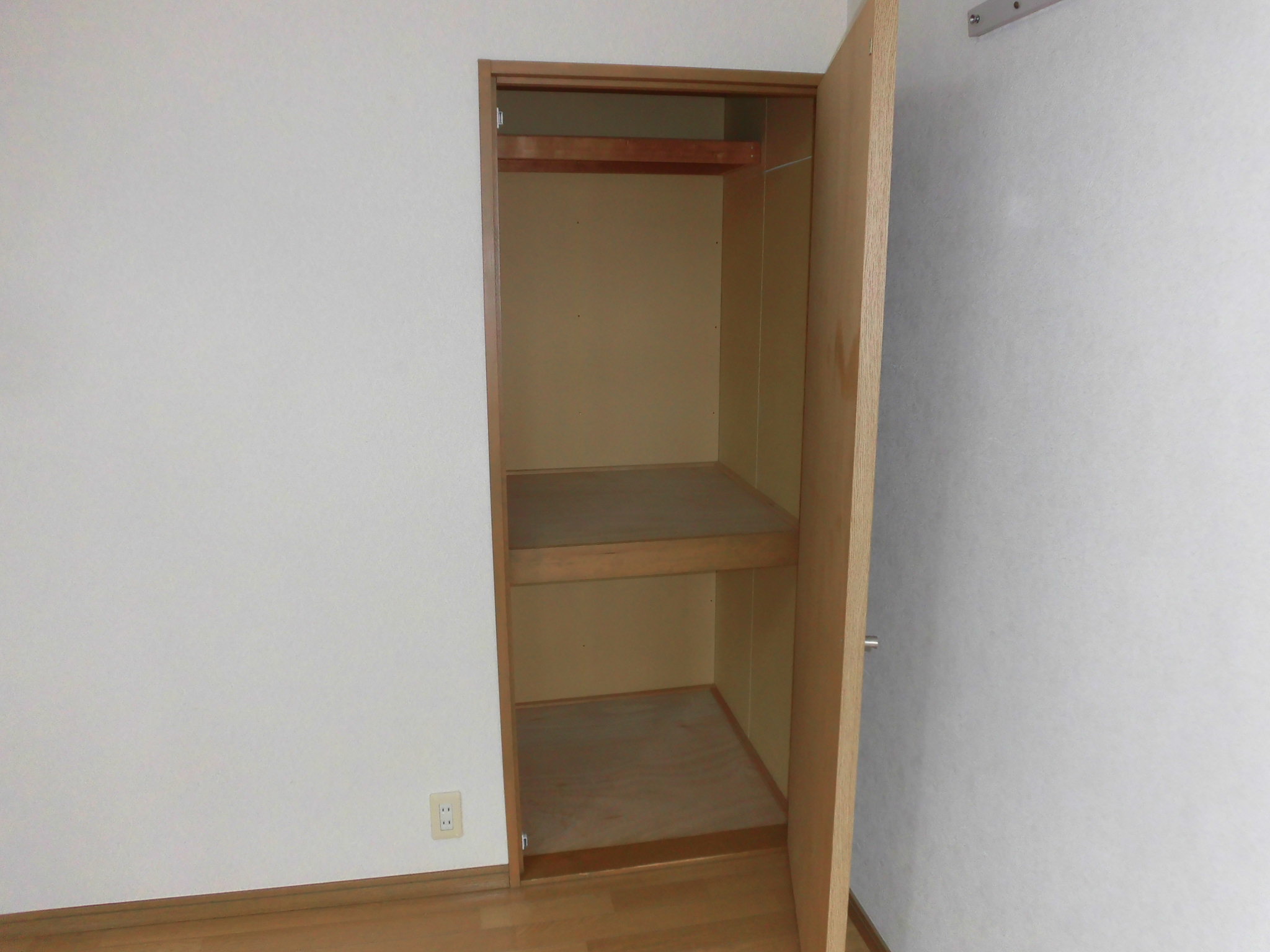 アベニュー中桜田   105