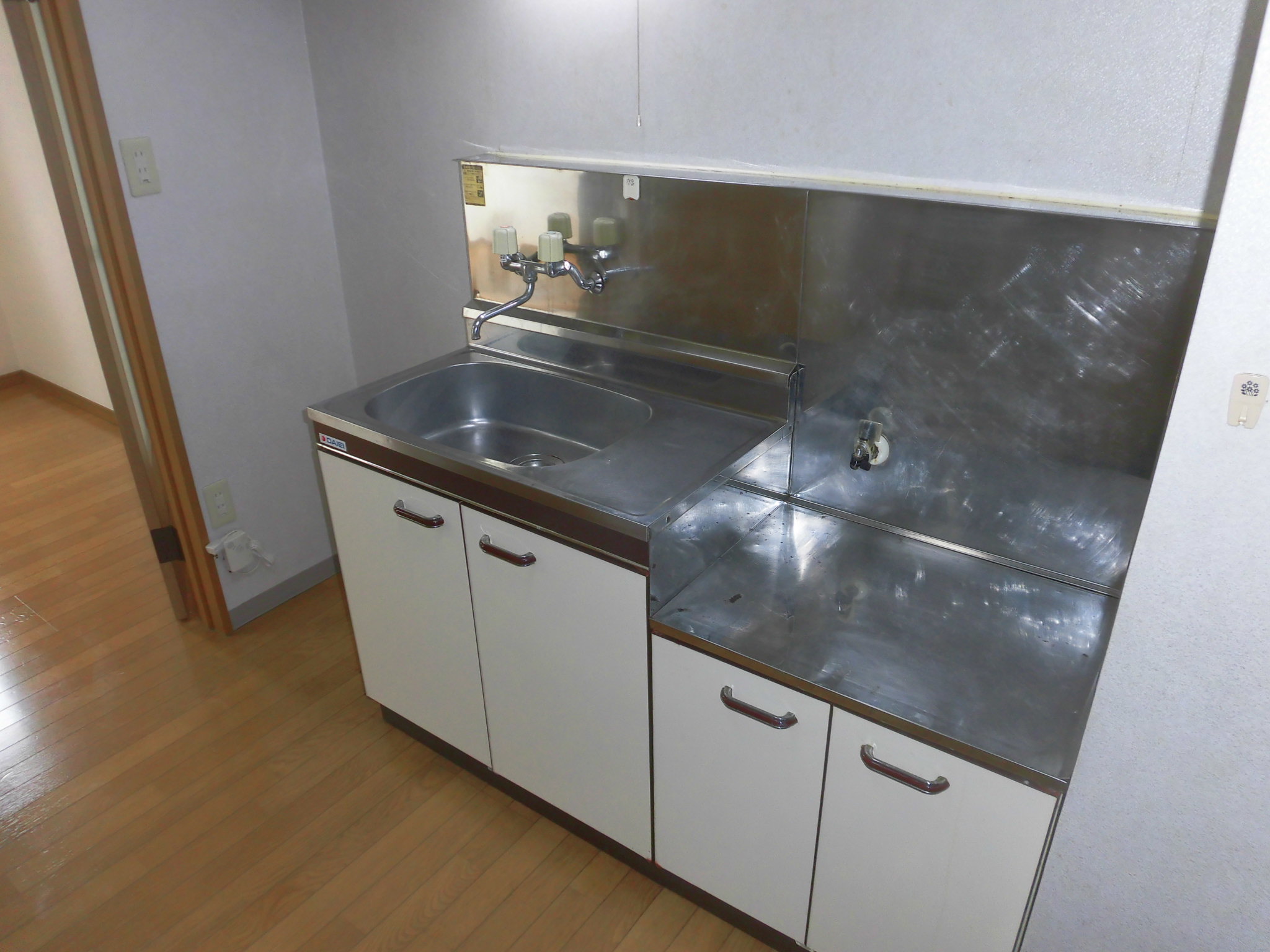 アベニュー中桜田   105