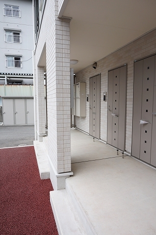 ビサイド オン ユー 弐番館   101