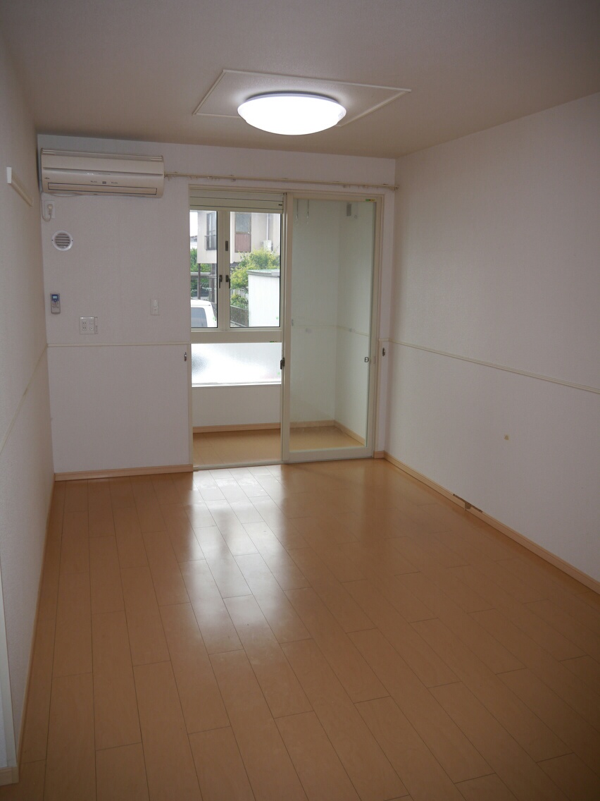 ビサイド オン ユー 弐番館   101