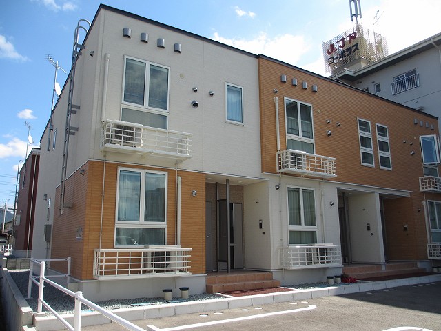 ビサイド オン ユー 弐番館   101