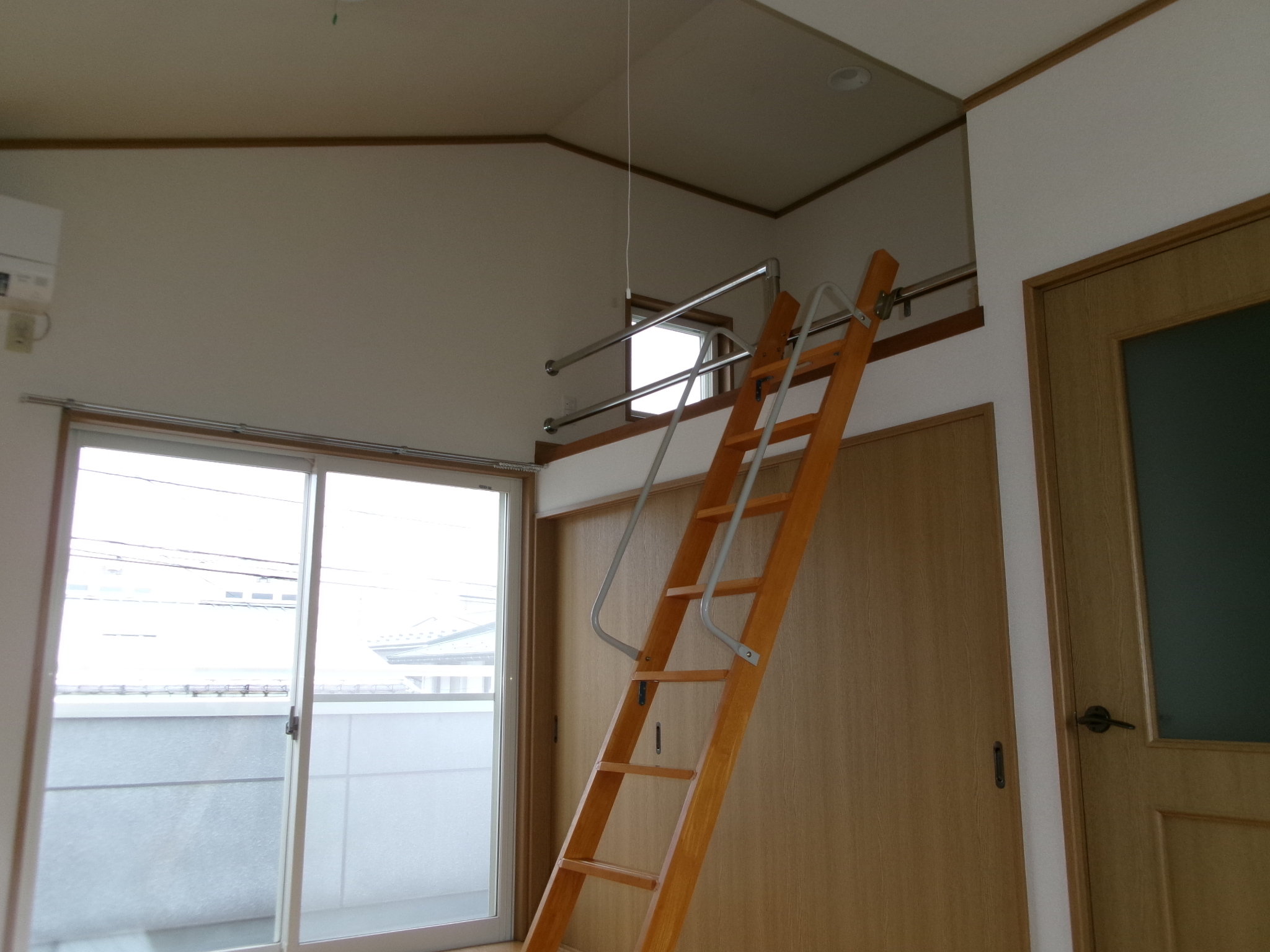 ぷらいべーと元木   101